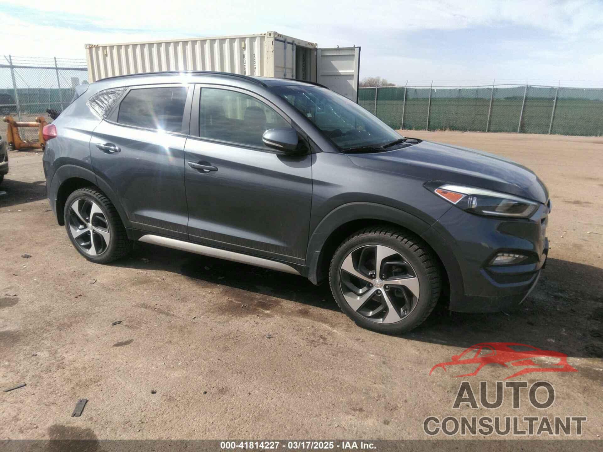 HYUNDAI TUCSON 2018 - KM8J3CA24JU631336