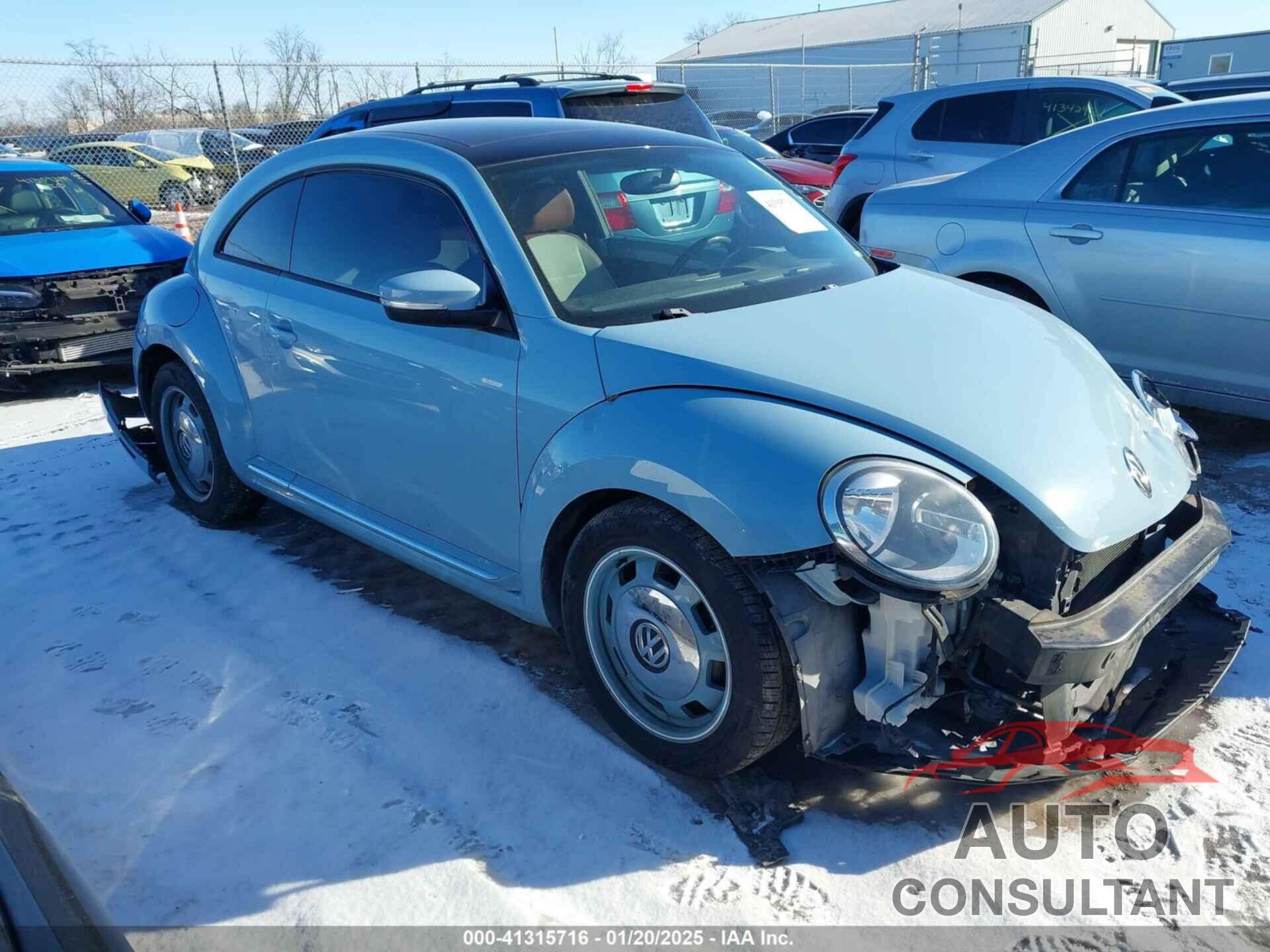 VOLKSWAGEN BEETLE 2015 - 3VWJ17AT6FM602942