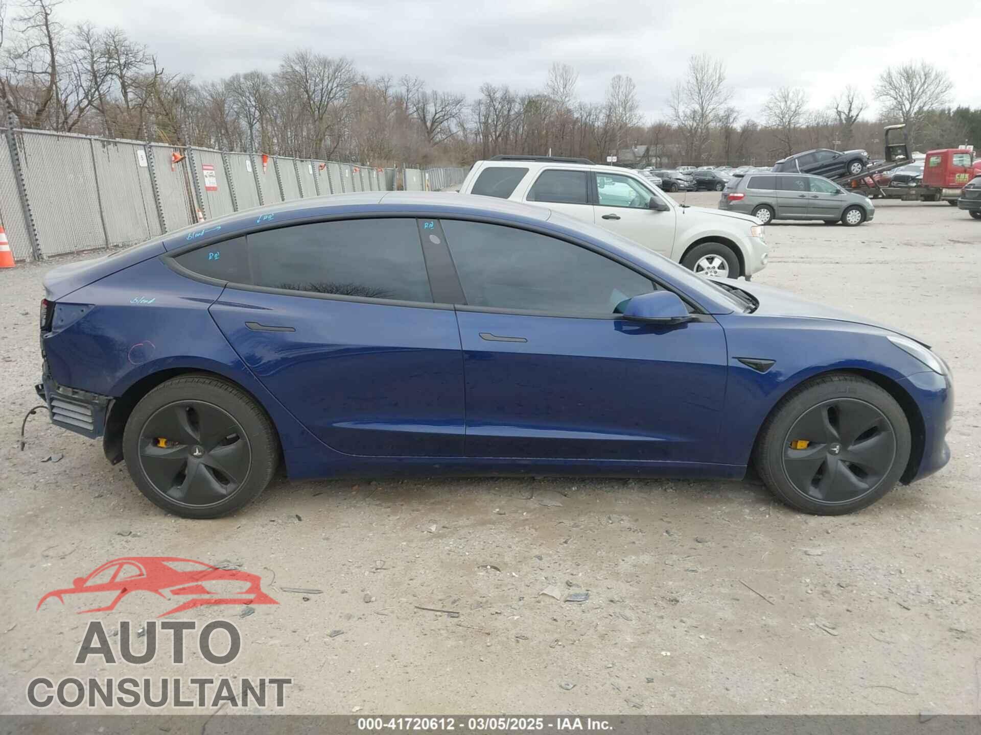 TESLA MODEL 3 2018 - 5YJ3E1EB5JF056128