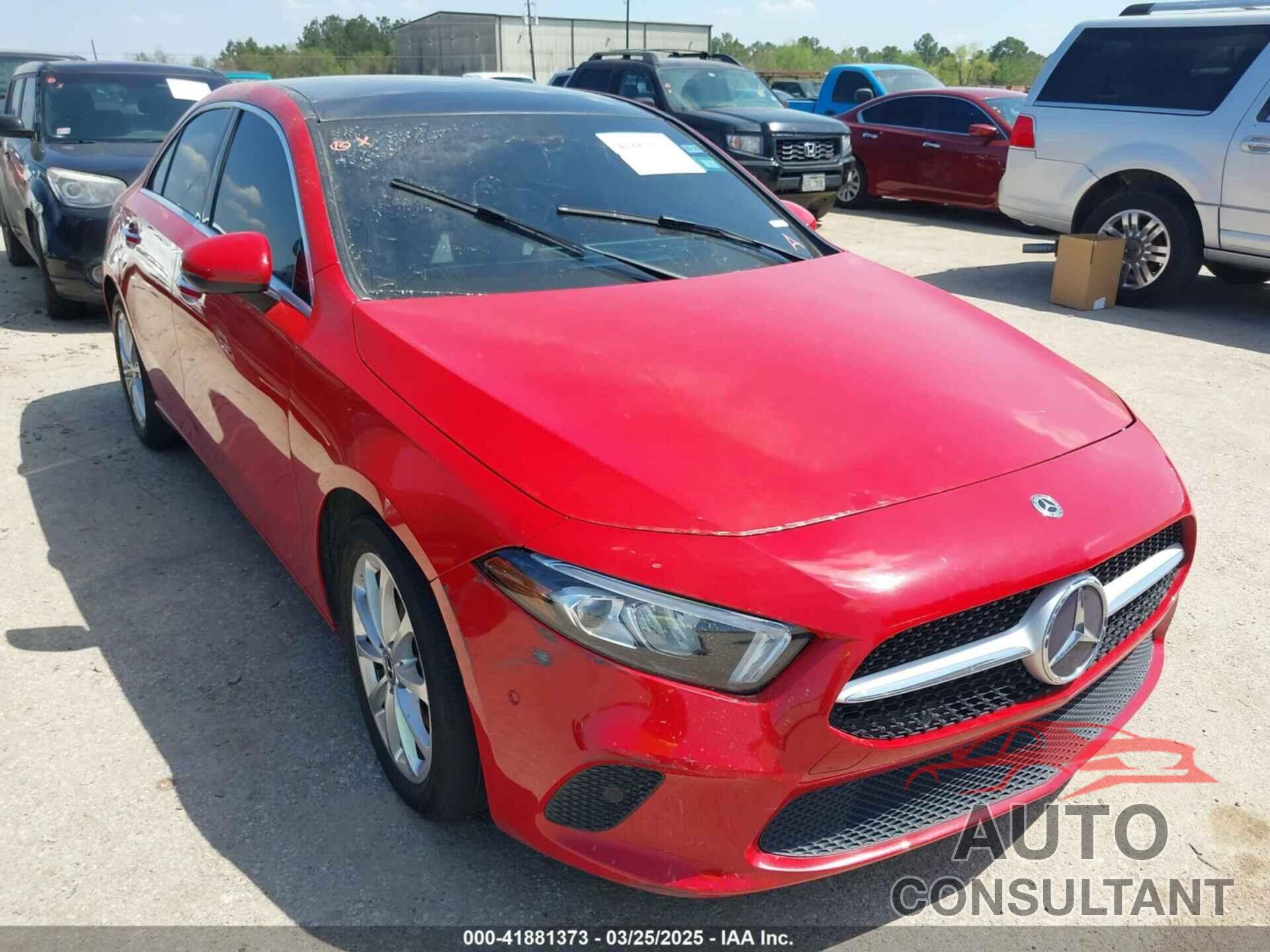 MERCEDES-BENZ A 220 2020 - W1K3G4EB7LW047866