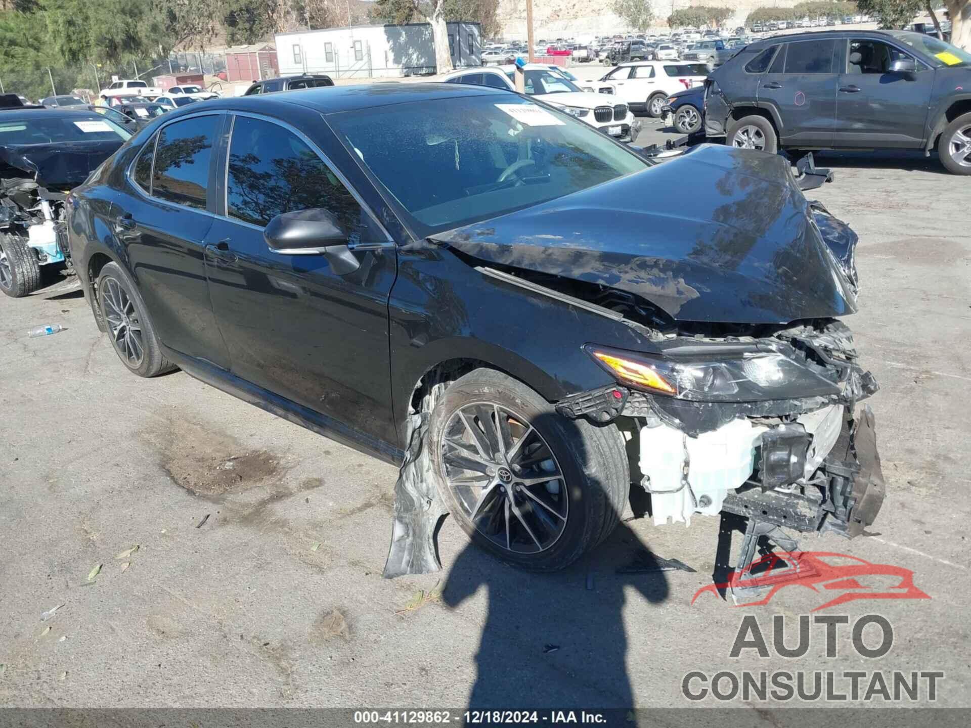 TOYOTA CAMRY 2022 - 4T1T11AK7NU046954