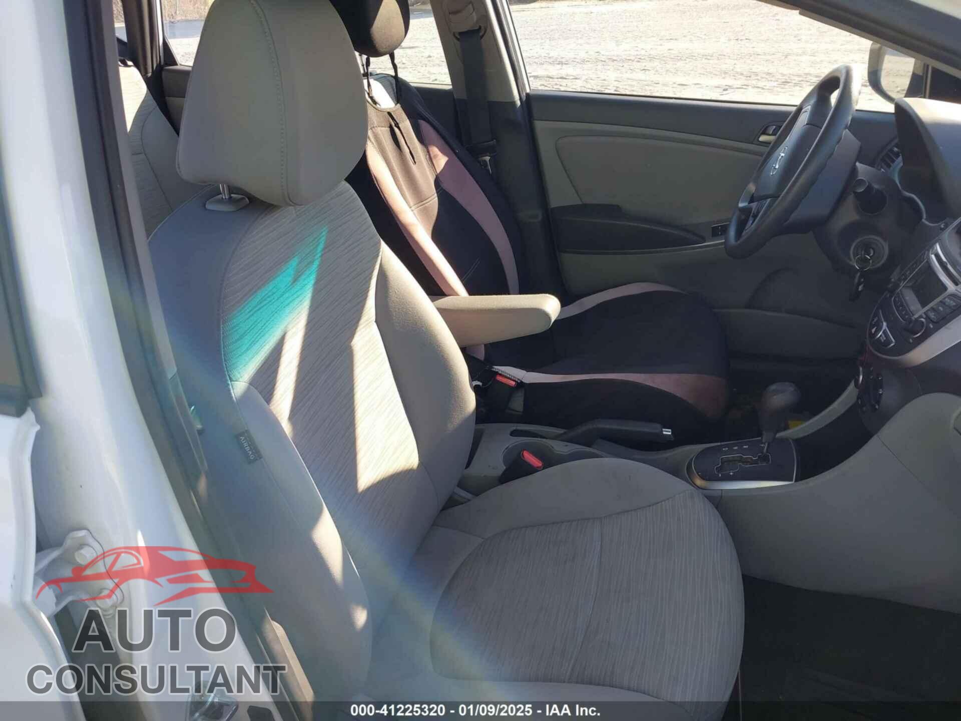 HYUNDAI ACCENT 2017 - KMHCT5AE6HU336375