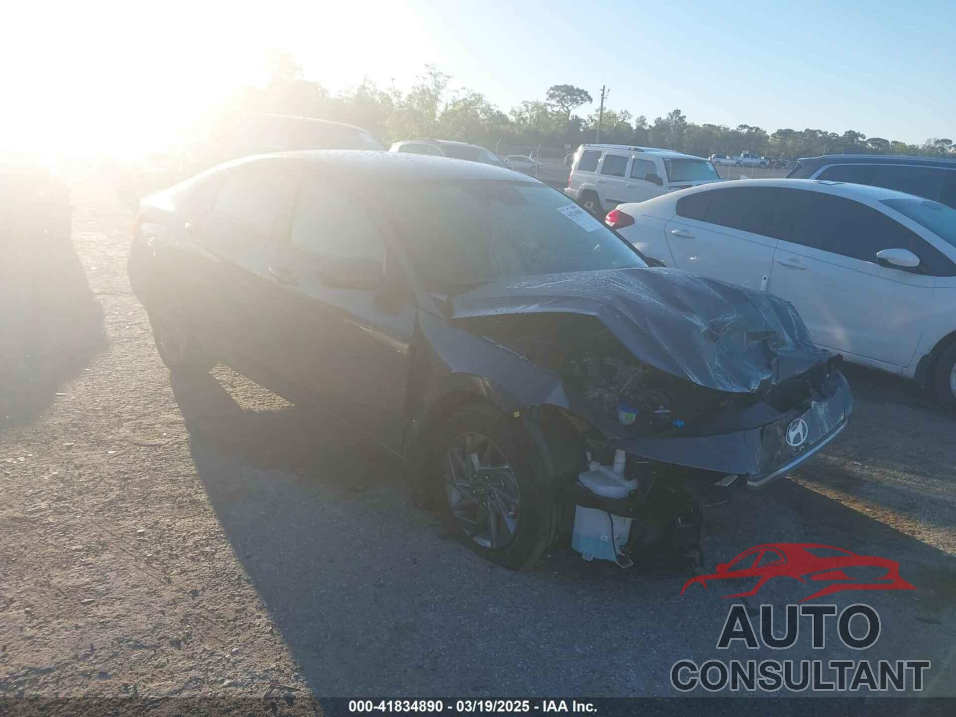 HYUNDAI ELANTRA 2024 - KMHLM4DG0RU708508