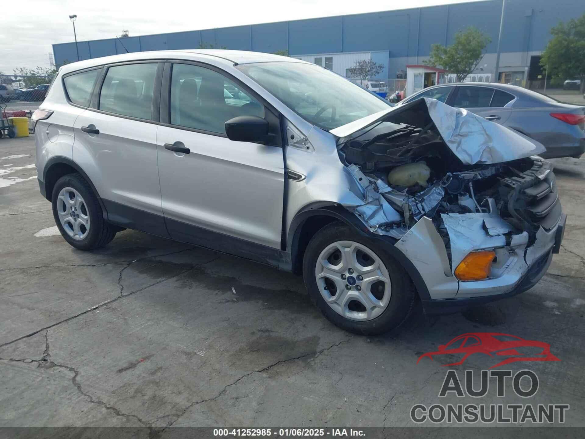 FORD ESCAPE 2018 - 1FMCU0F76JUA36514