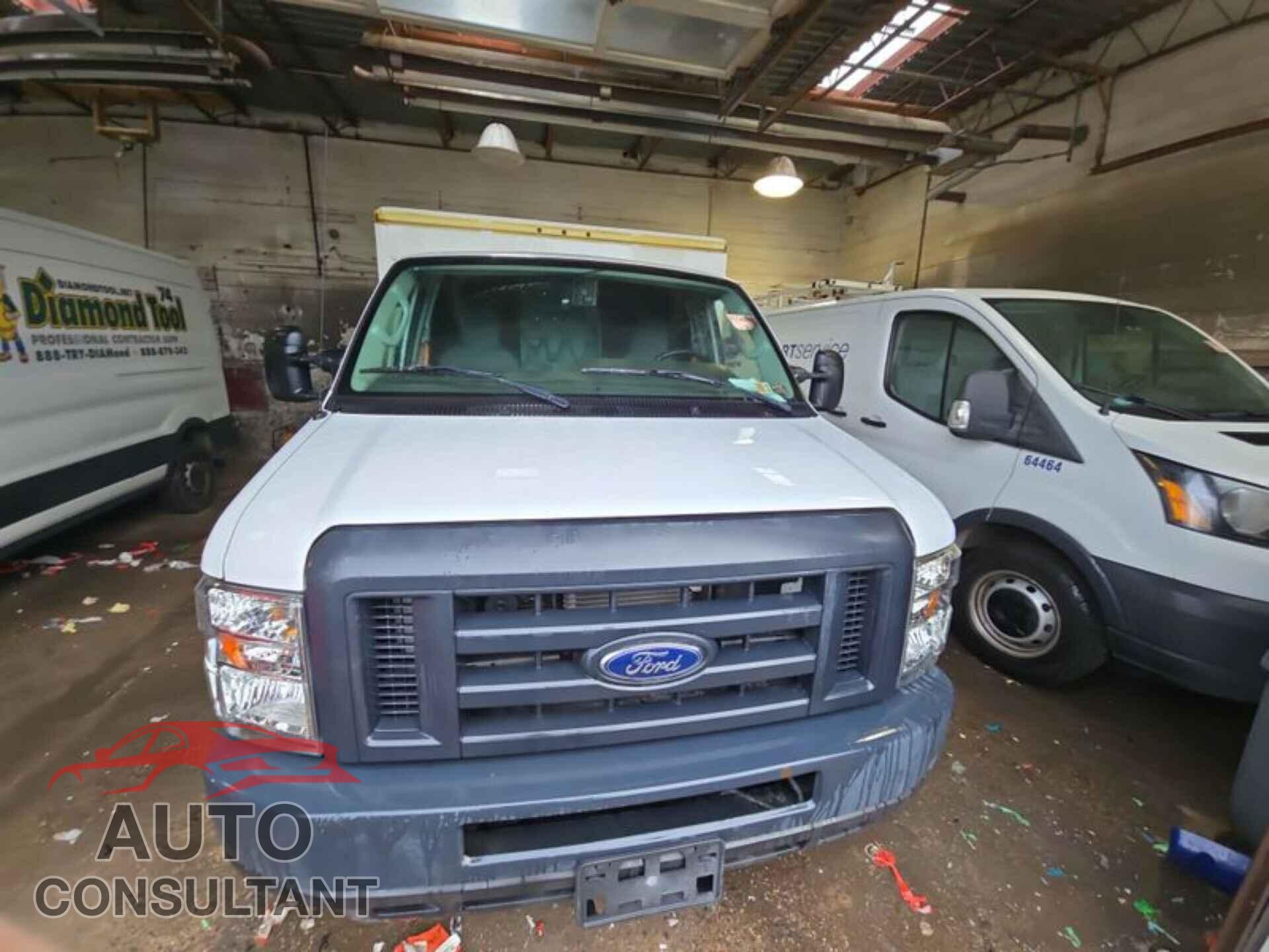 FORD ECONOLINE 2018 - 1FDXE4FS9JDC18976