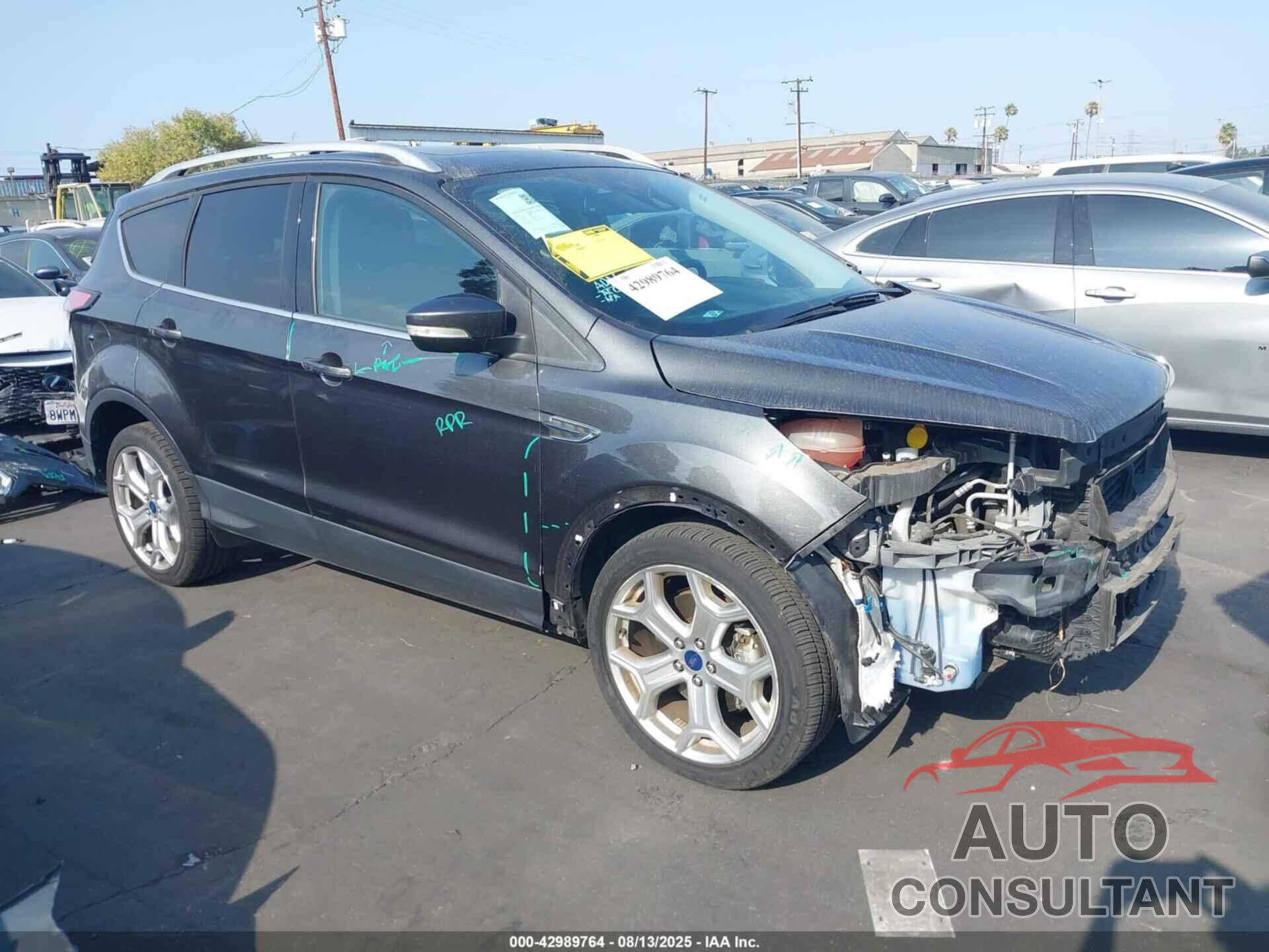 FORD ESCAPE 2018 - 1FMCU0J94JUD05294