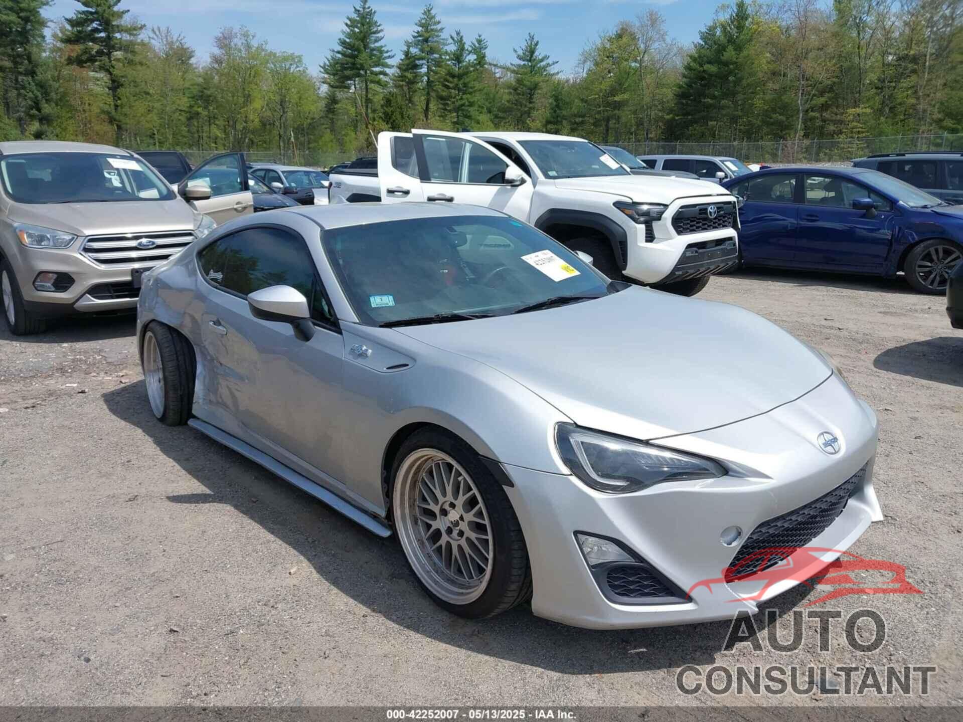 TOYOTA SCION FR-S 2013 - JF1ZNAA16D2707237