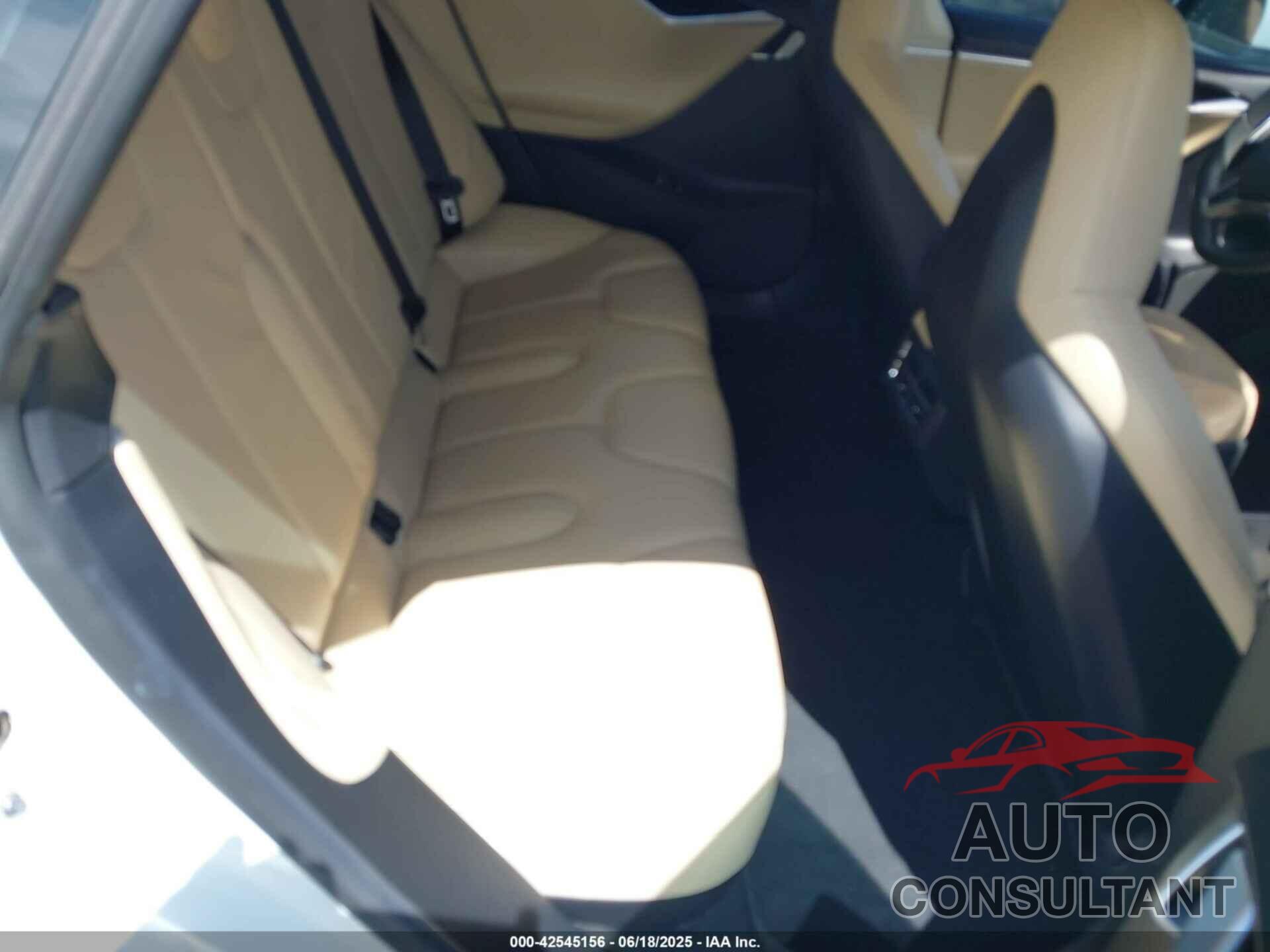 TESLA MODEL S 2013 - 5YJSA1AC8DFP10260