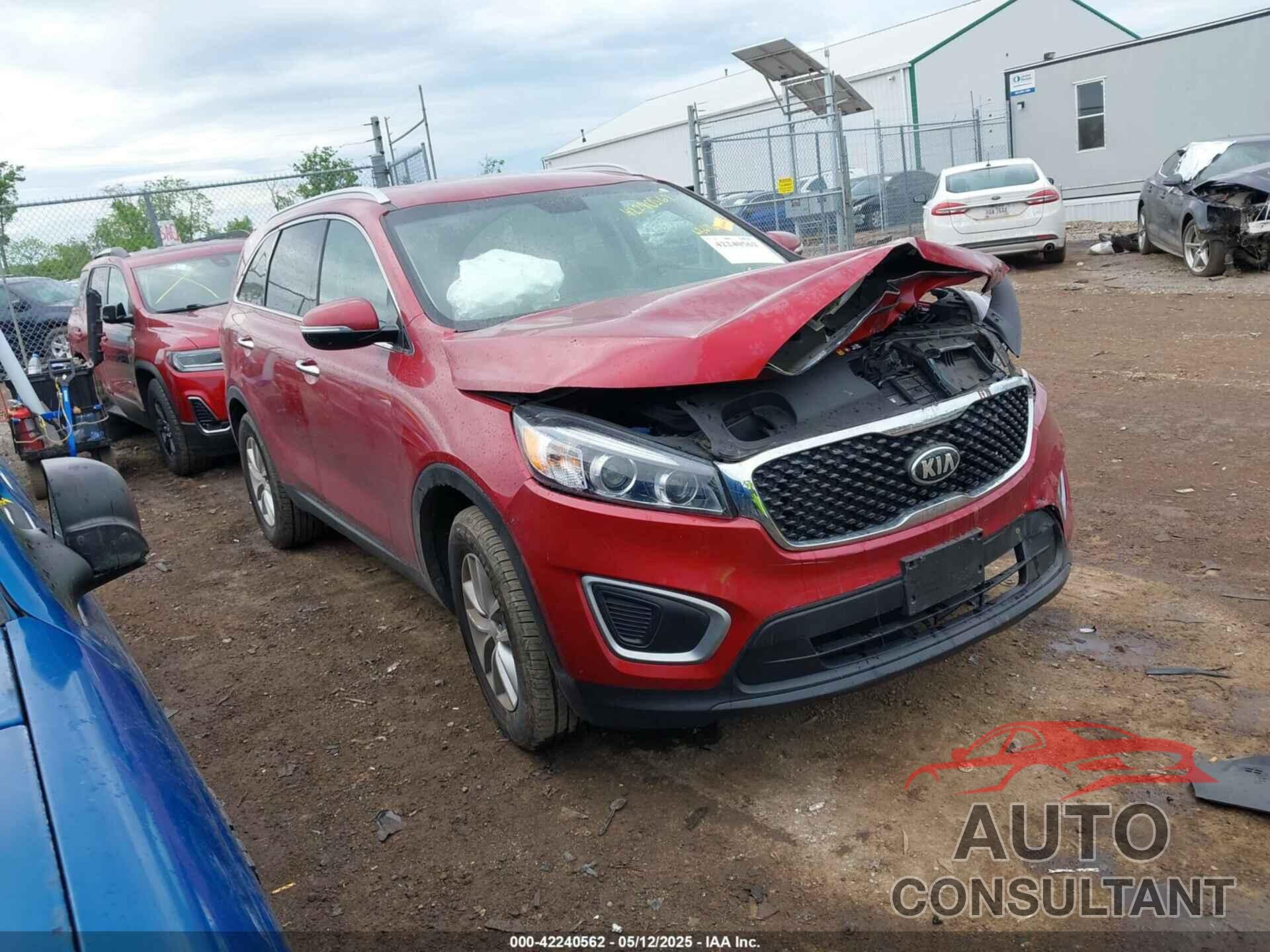 KIA SORENTO 2018 - 5XYPG4A36JG363148