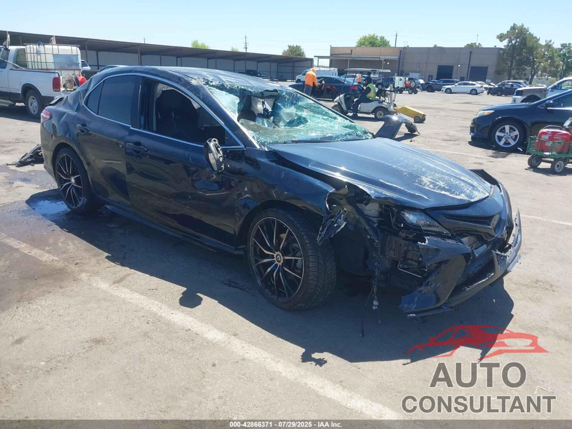 TOYOTA CAMRY 2019 - 4T1B11HK0KU233174