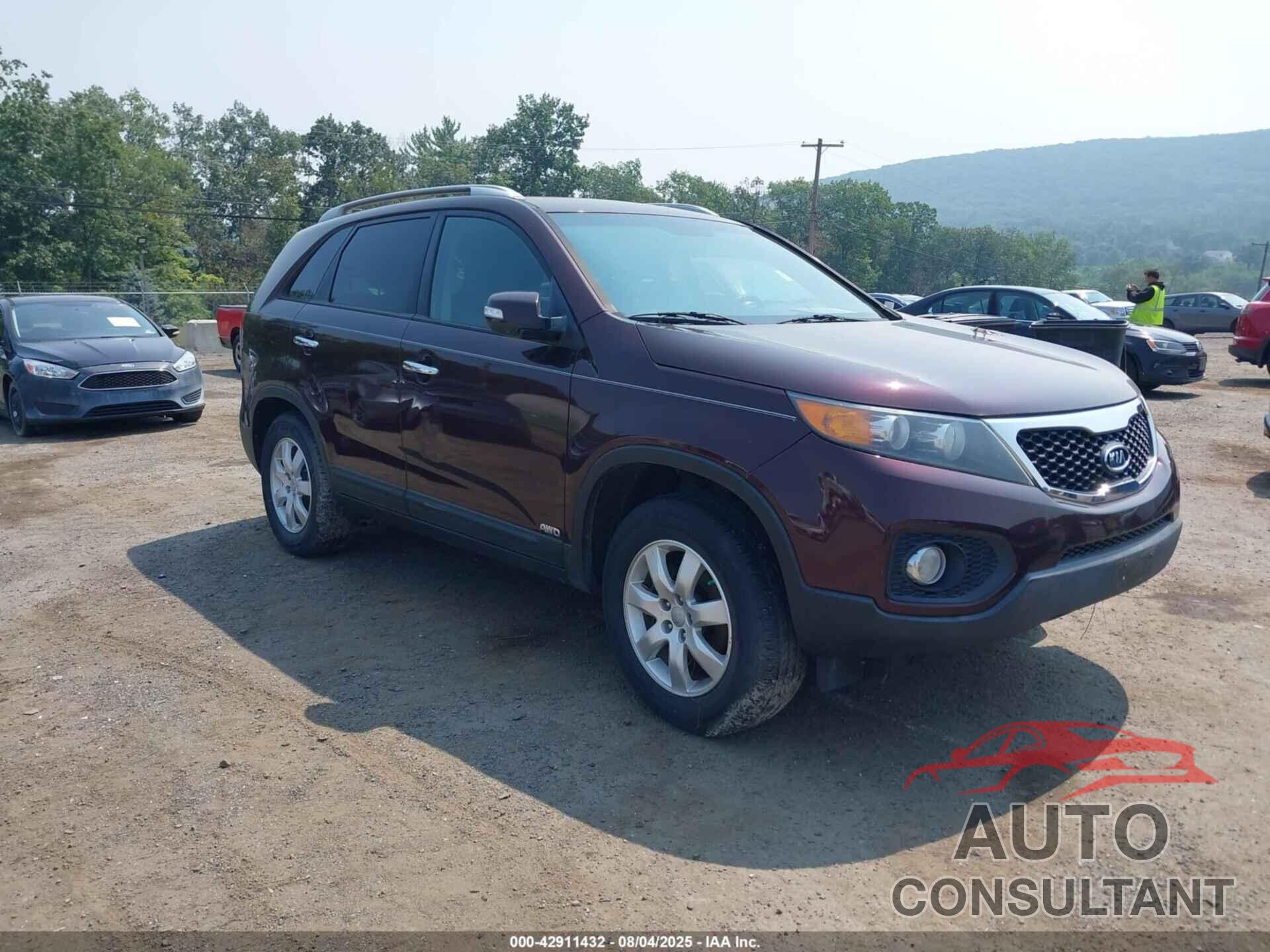 KIA SORENTO 2012 - 5XYKTCA65CG281585