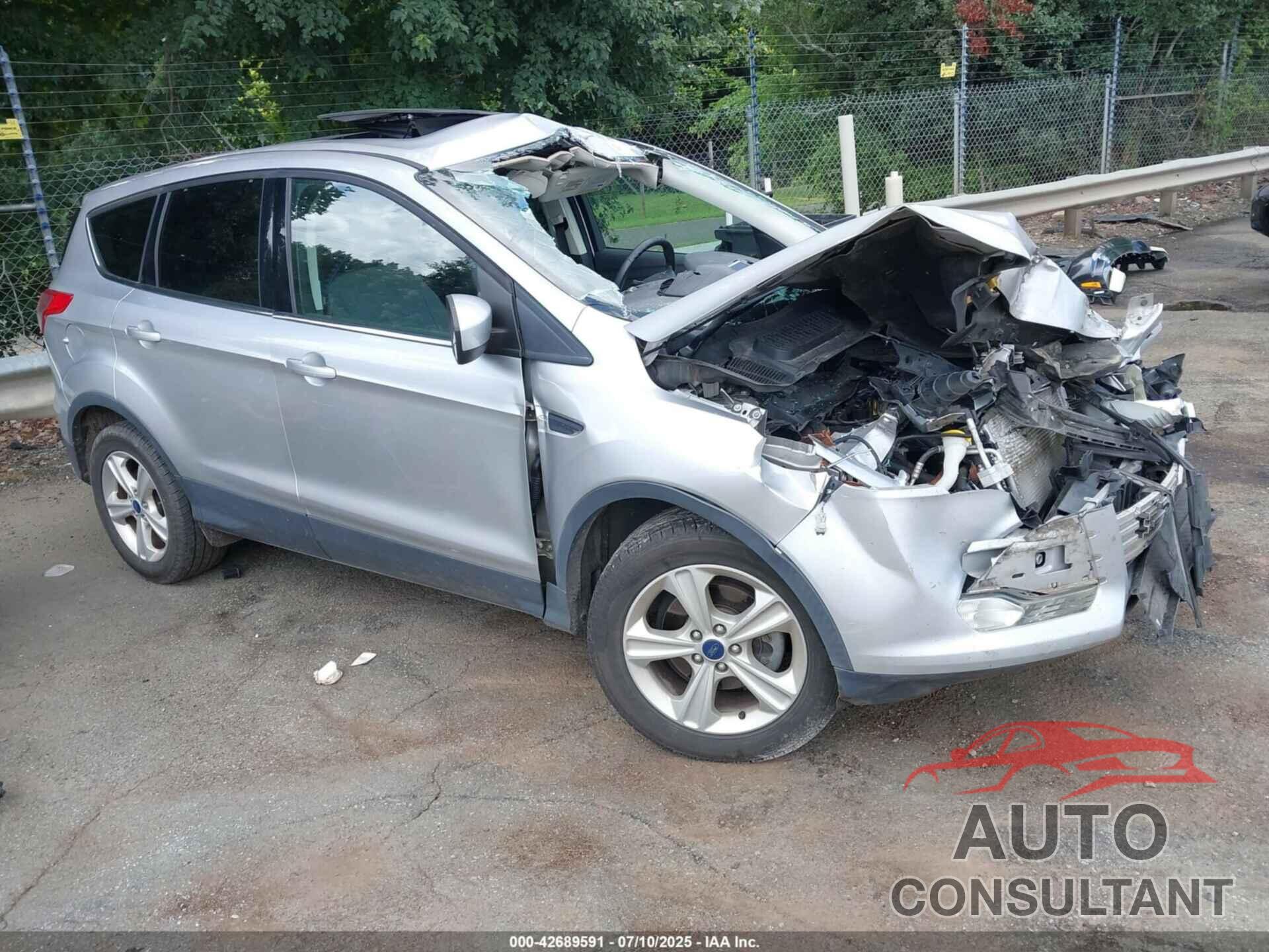 FORD ESCAPE 2016 - 1FMCU0G79GUB64558