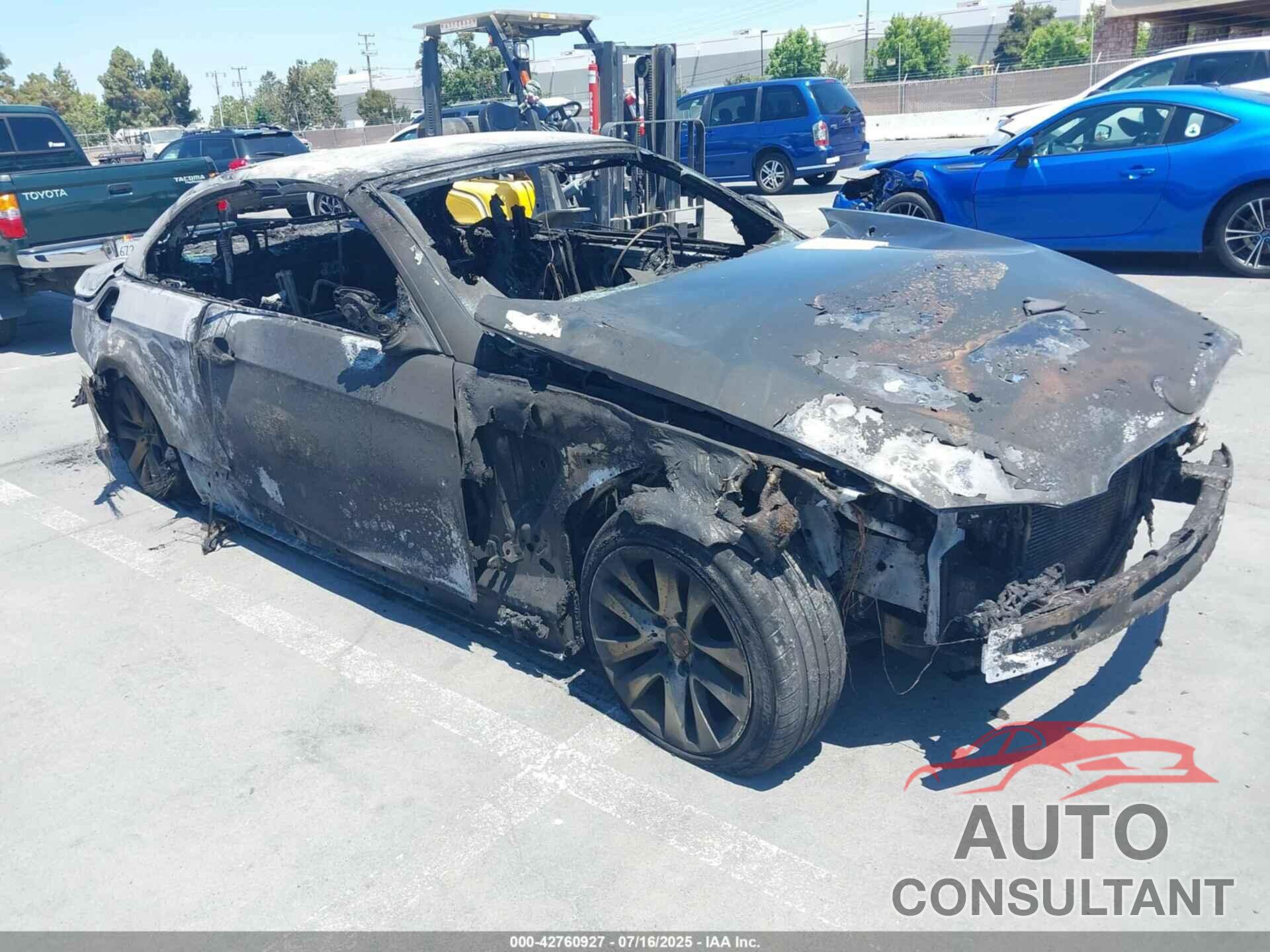 BMW 328I 2013 - WBADW7C57DE732079