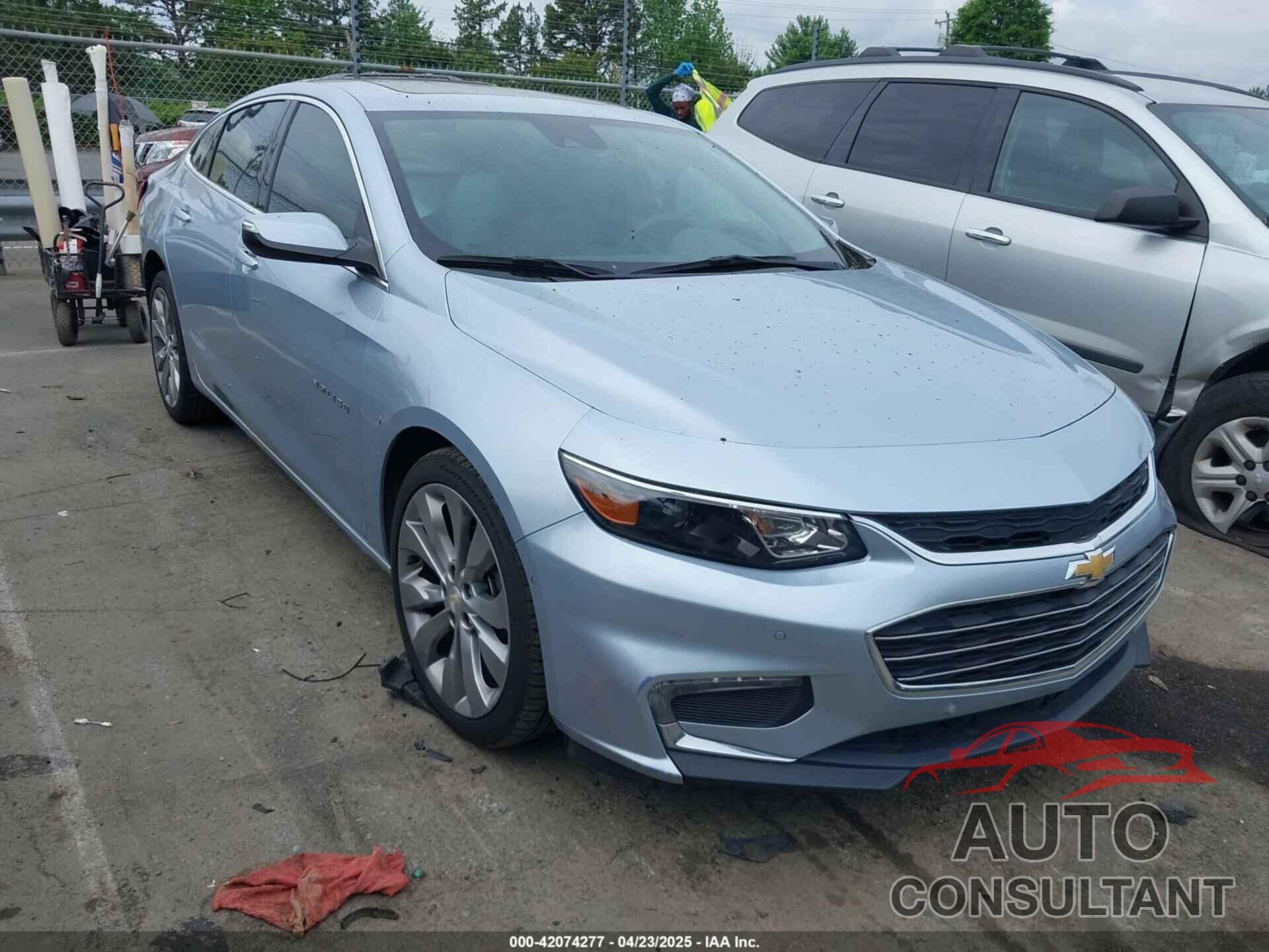 CHEVROLET MALIBU 2017 - 1G1ZH5SX5HF212000