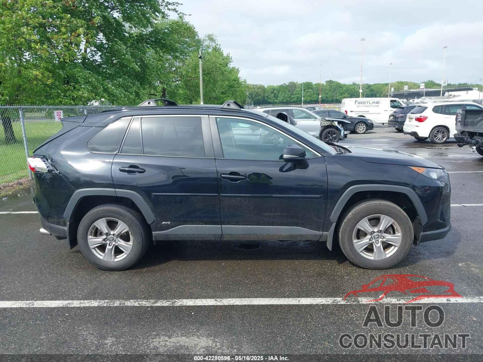 TOYOTA RAV4 HYBRID 2022 - 2T3MWRFV3NW130185