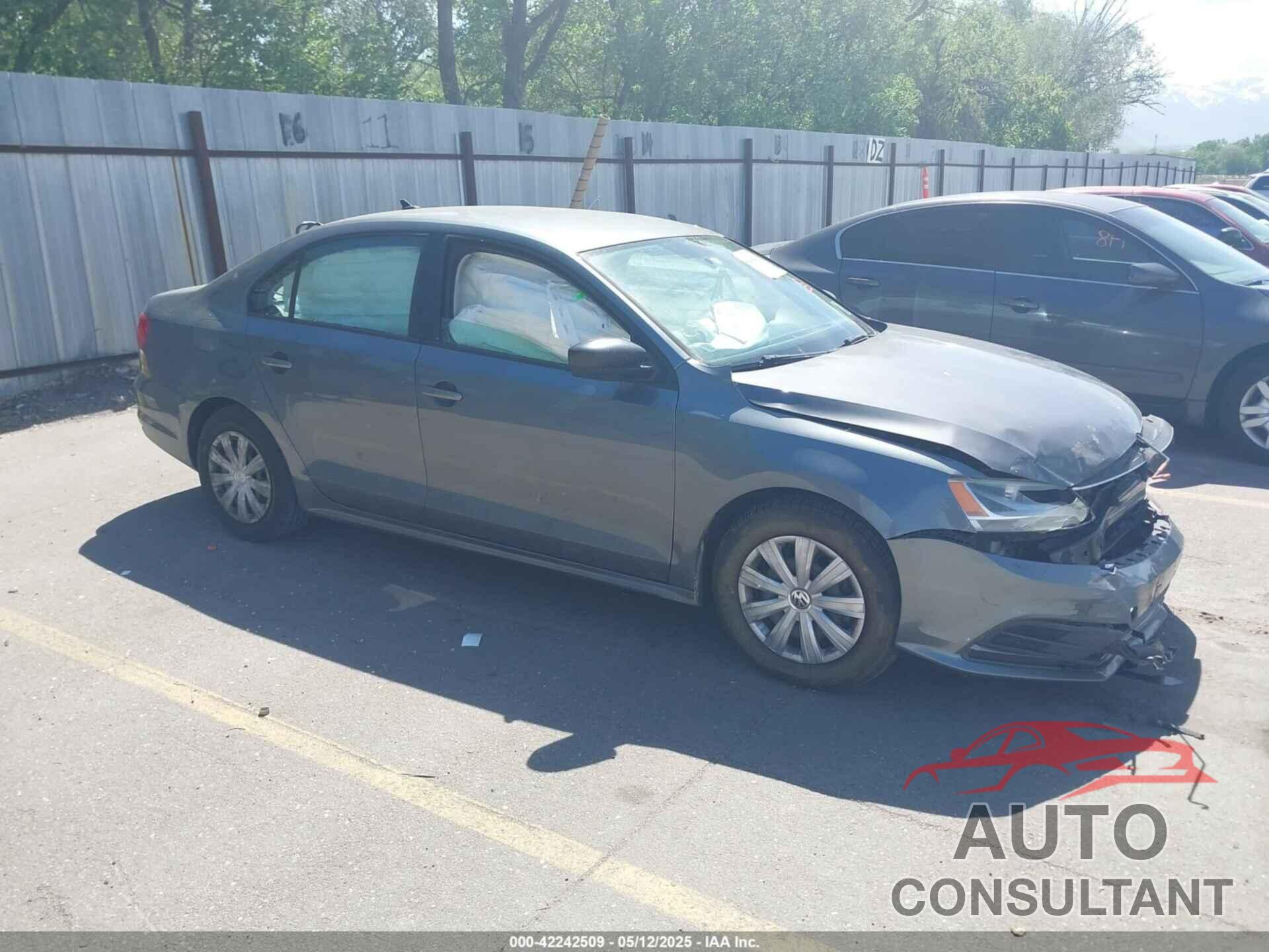 VOLKSWAGEN JETTA 2015 - 3VWLA7AJ0FM209087