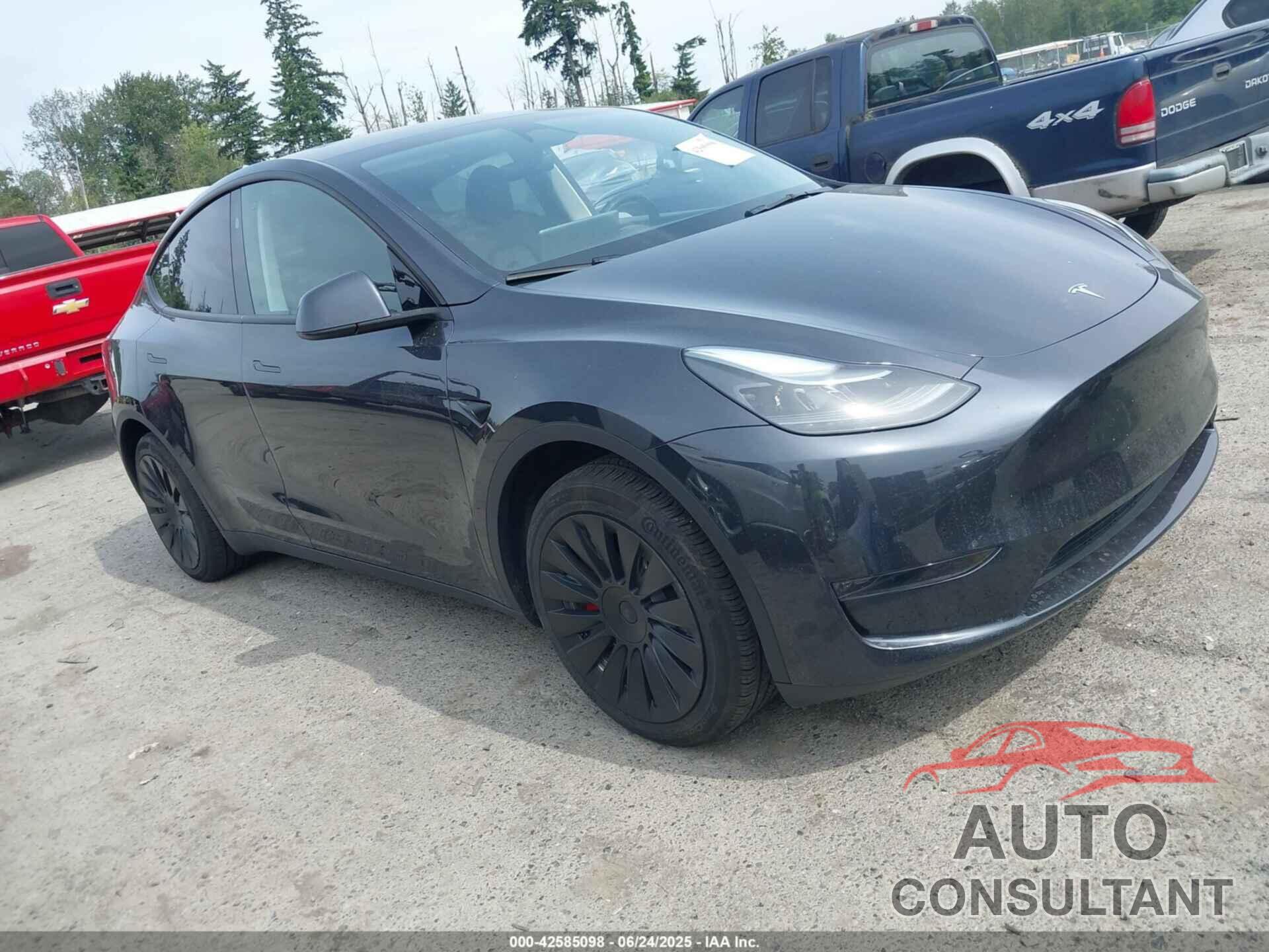 TESLA MODEL Y 2024 - 7SAYGDEDXRF054960