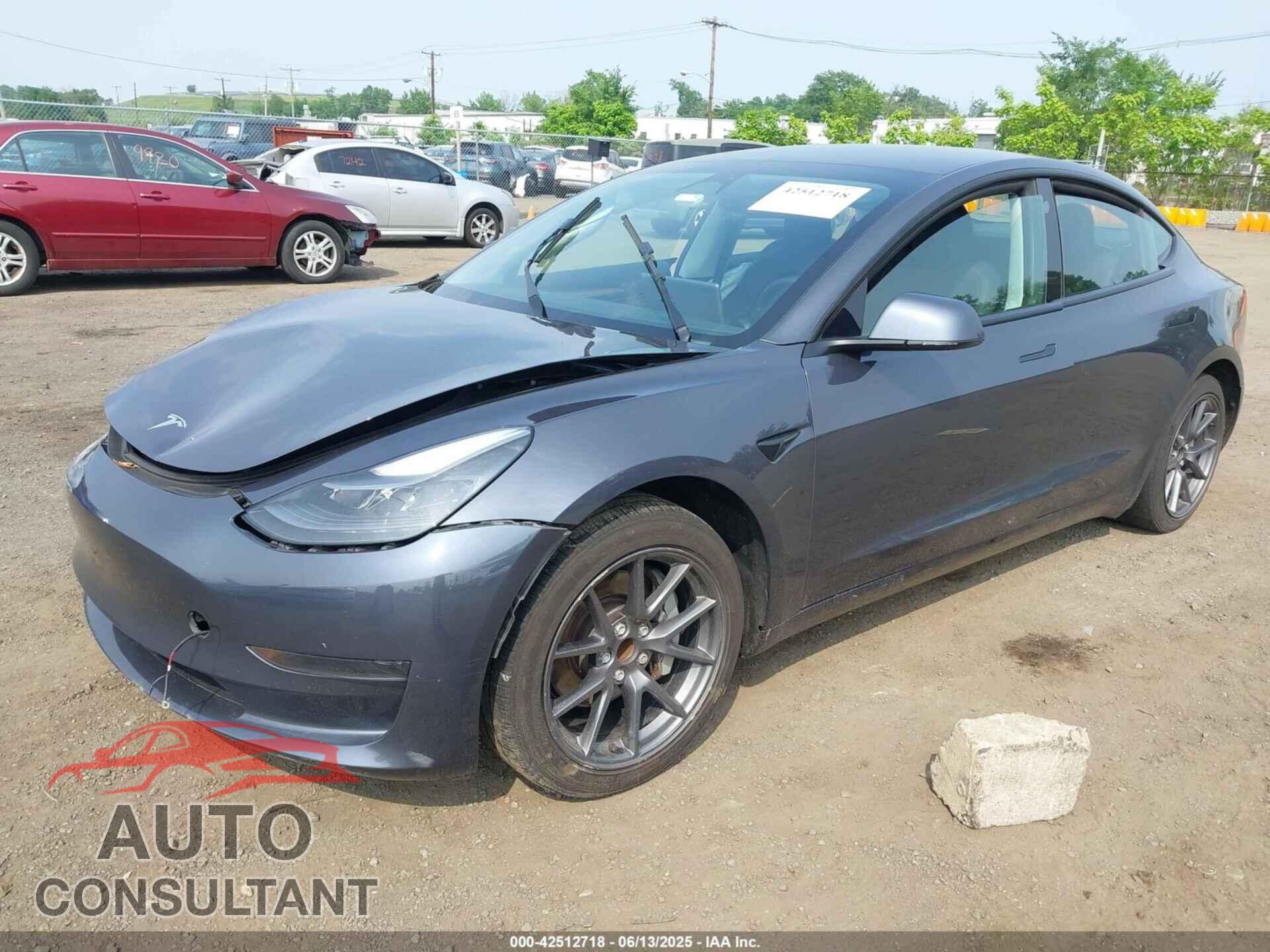 TESLA MODEL 3 2023 - 5YJ3E1EA3PF561326