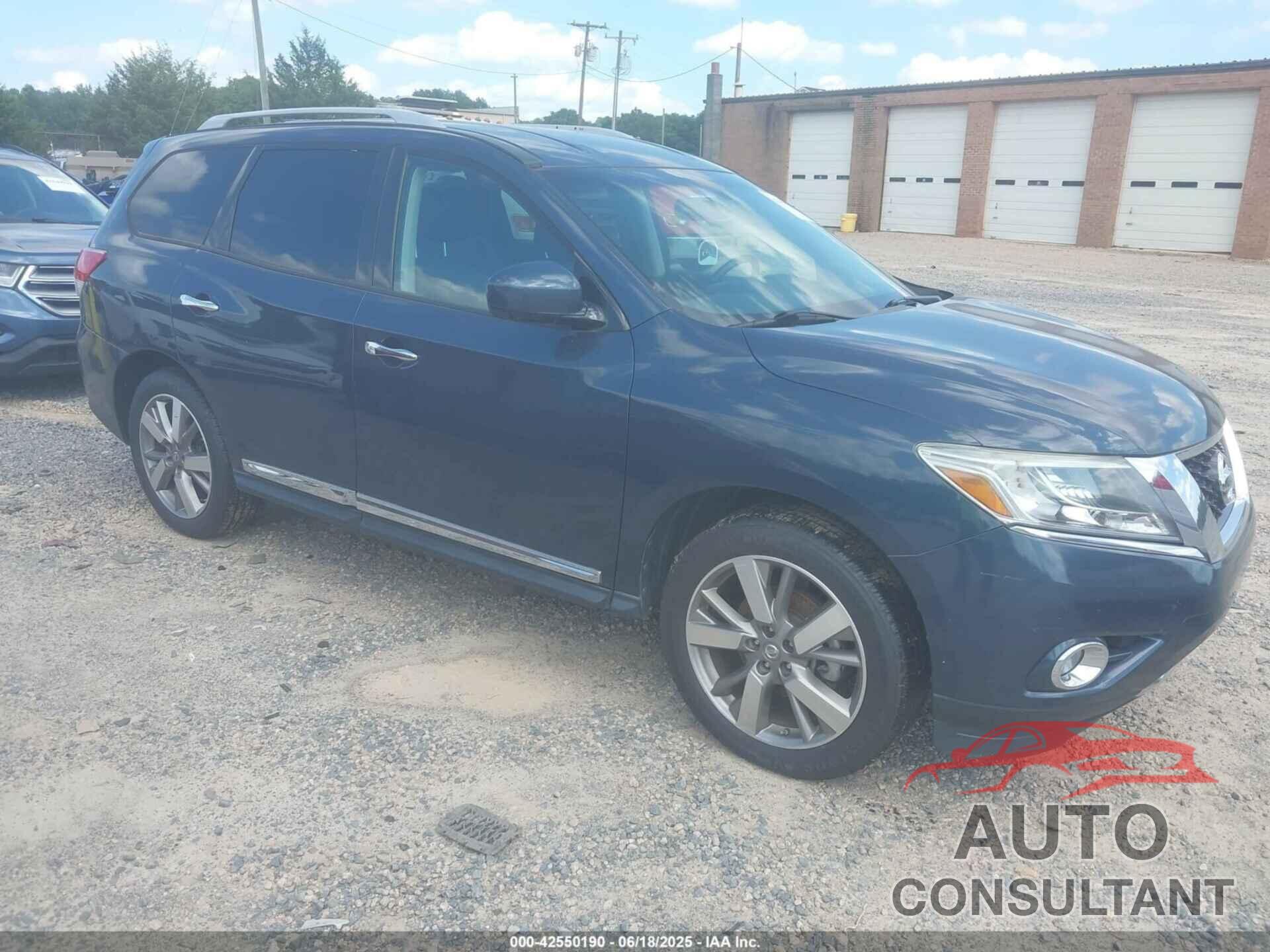 NISSAN PATHFINDER 2013 - 5N1AR2MM4DC624600
