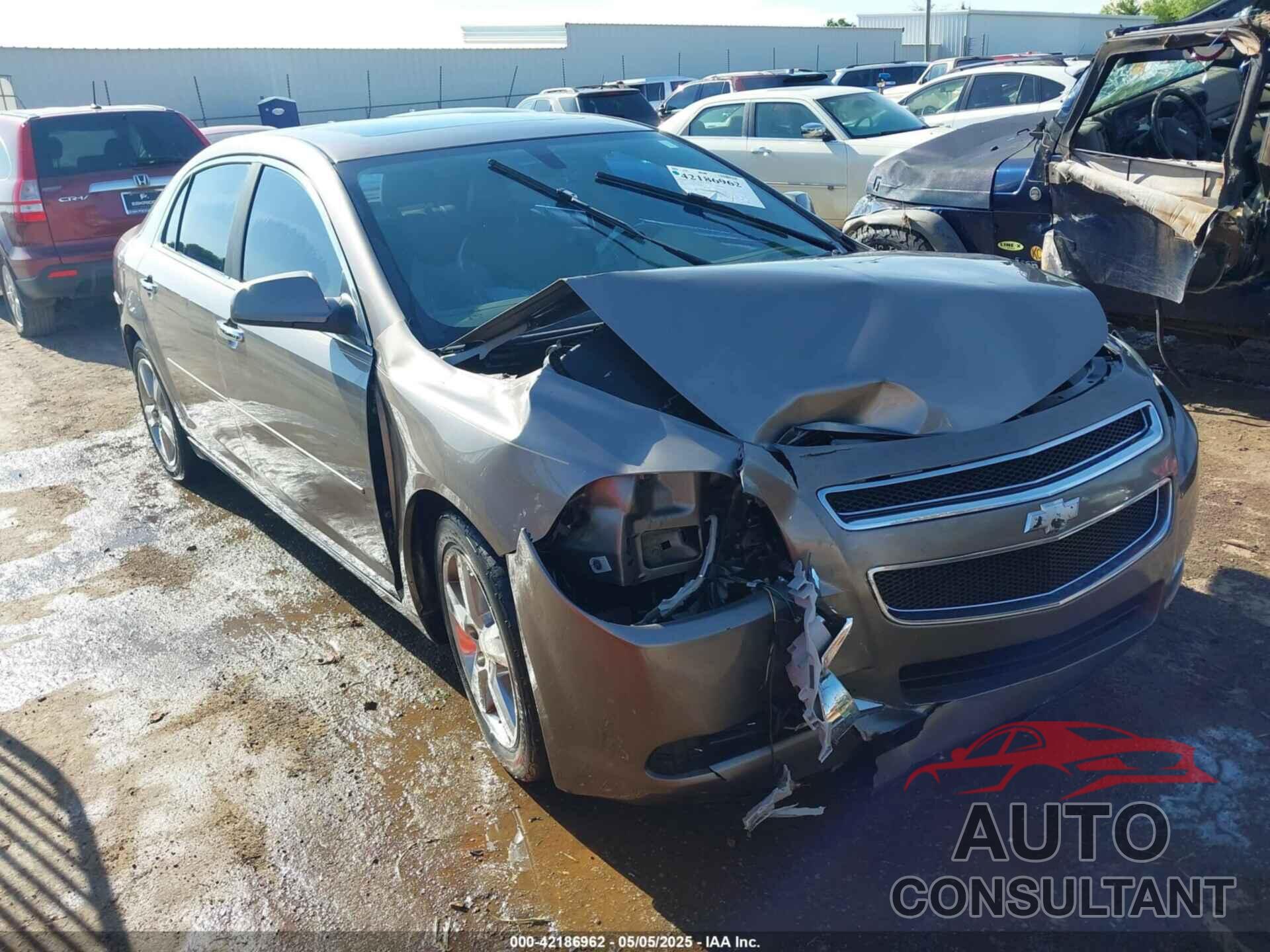CHEVROLET MALIBU 2012 - 1G1ZD5E08CF191825