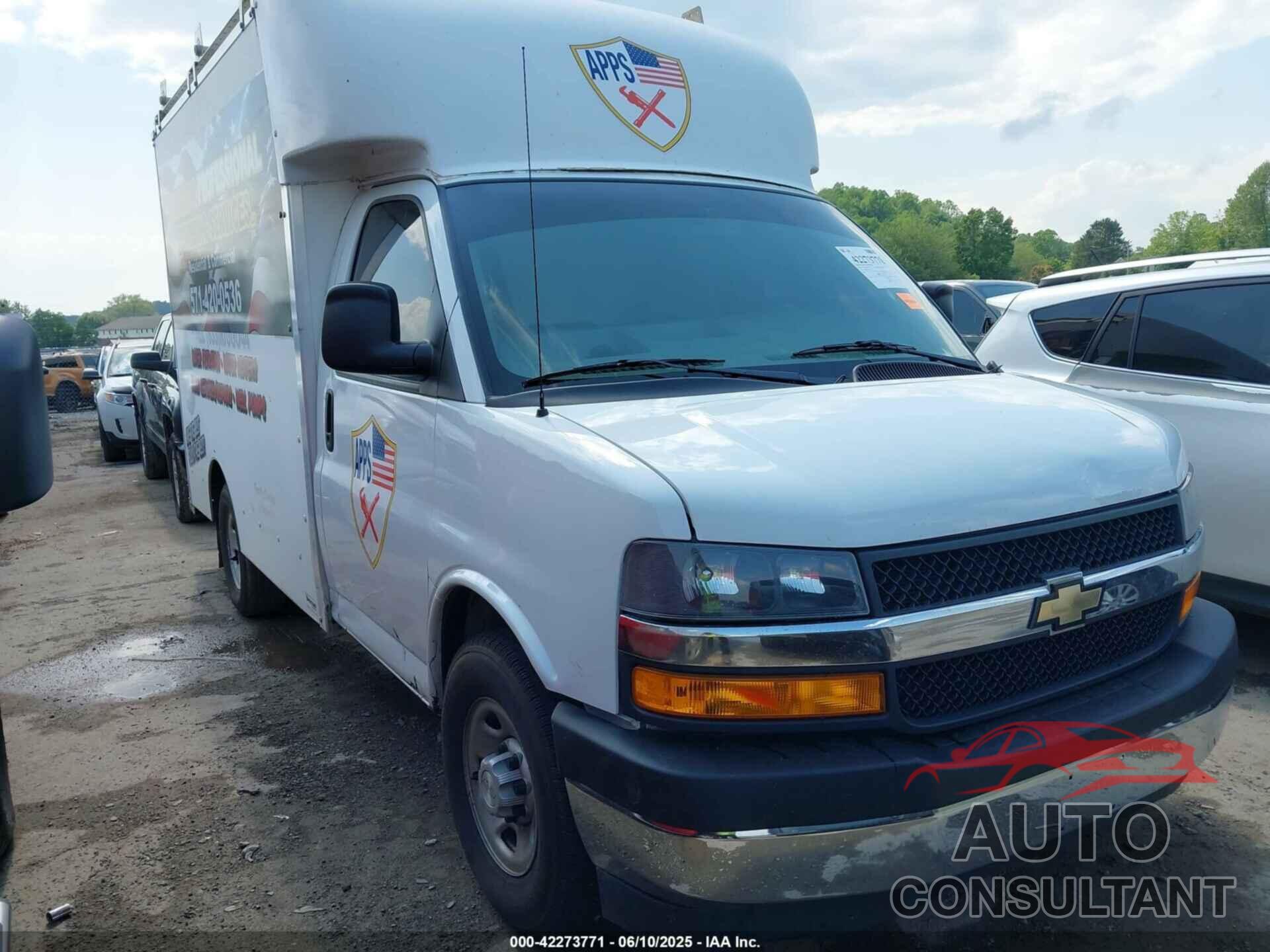 CHEVROLET EXPRESS CUTAWAY 2018 - 1GB0GRFG0J1332461