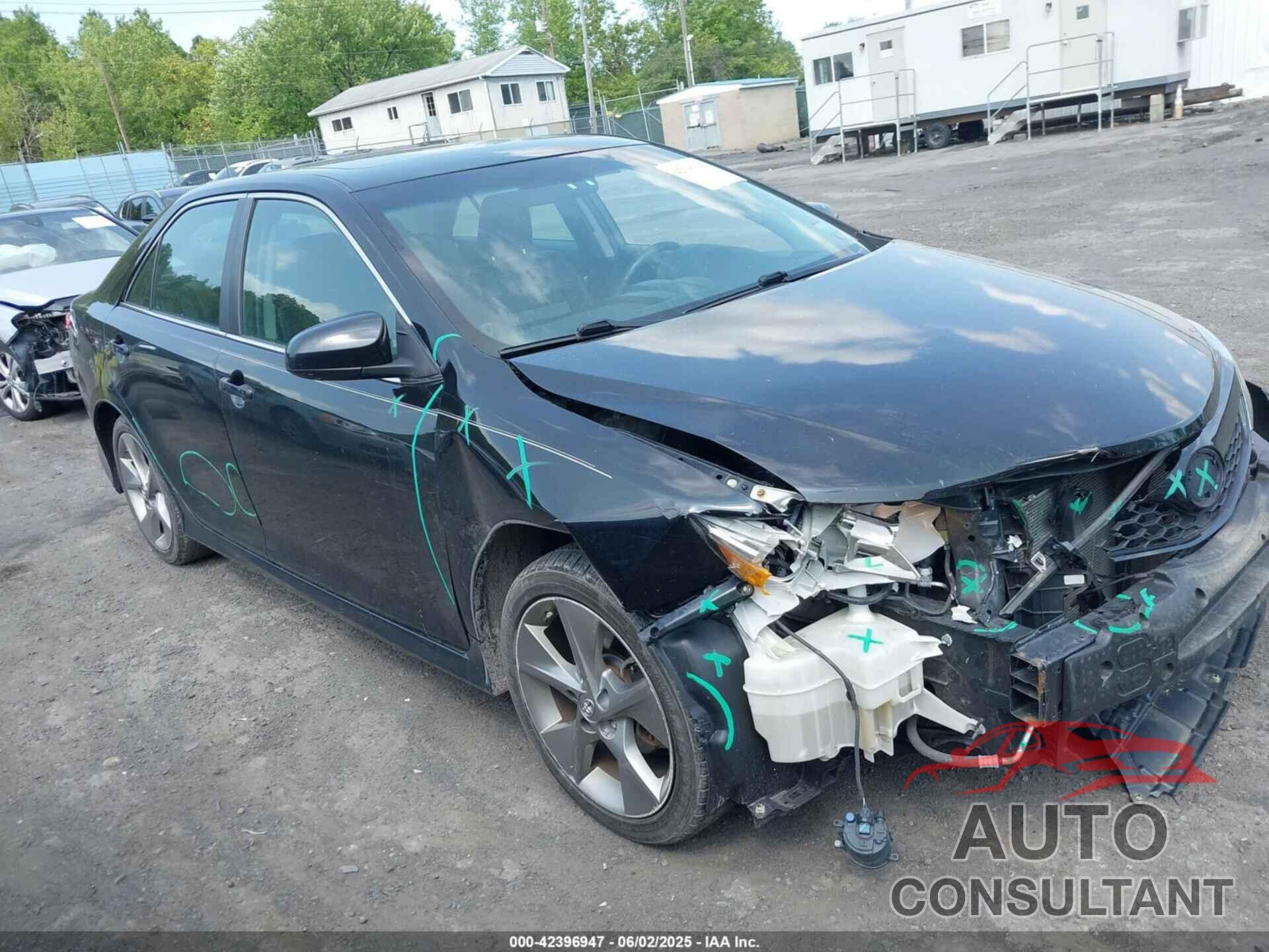 TOYOTA CAMRY 2014 - 4T1BF1FK6EU465562