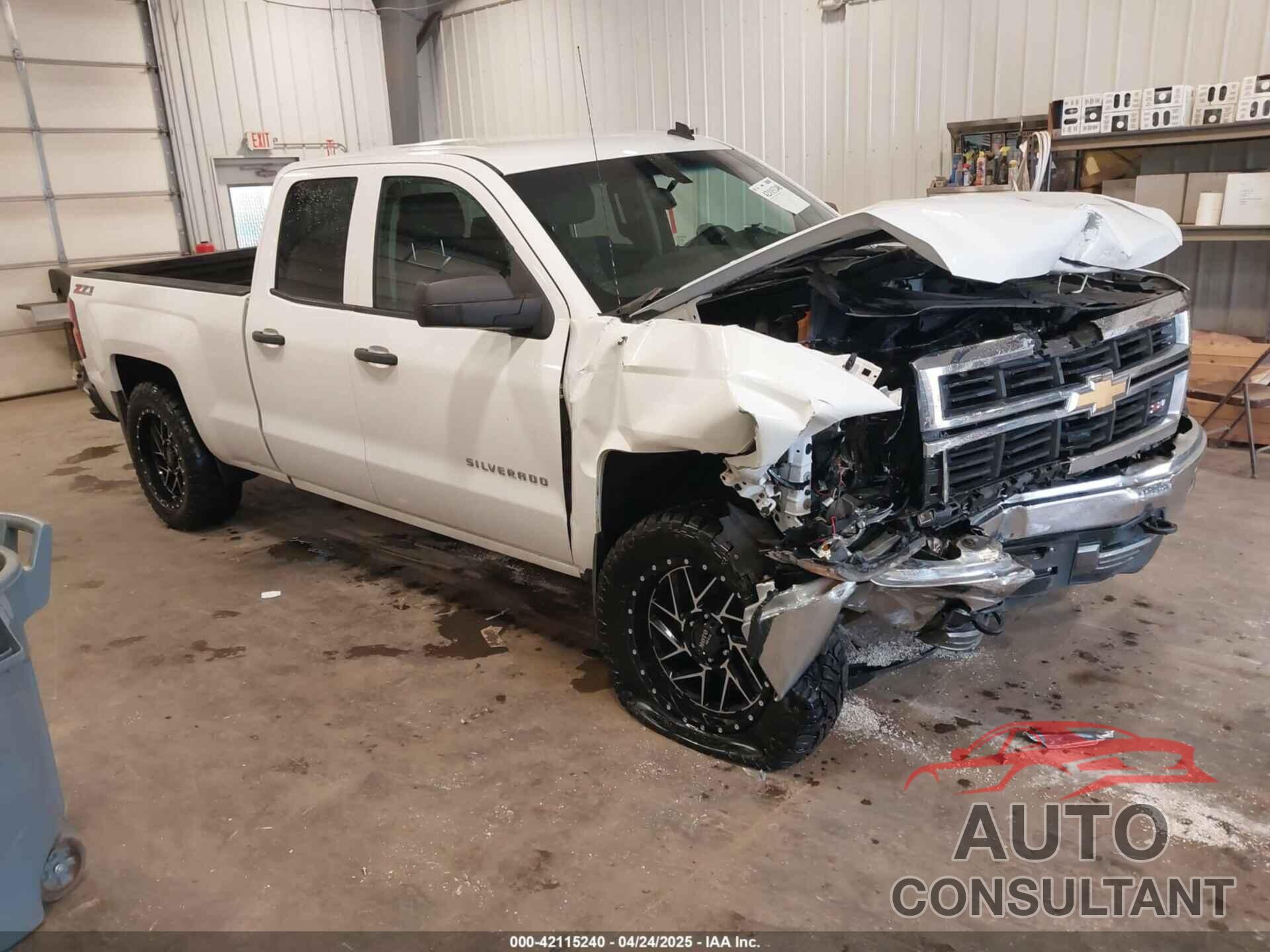 CHEVROLET SILVERADO 1500 2014 - 1GCVKREC6EZ274300