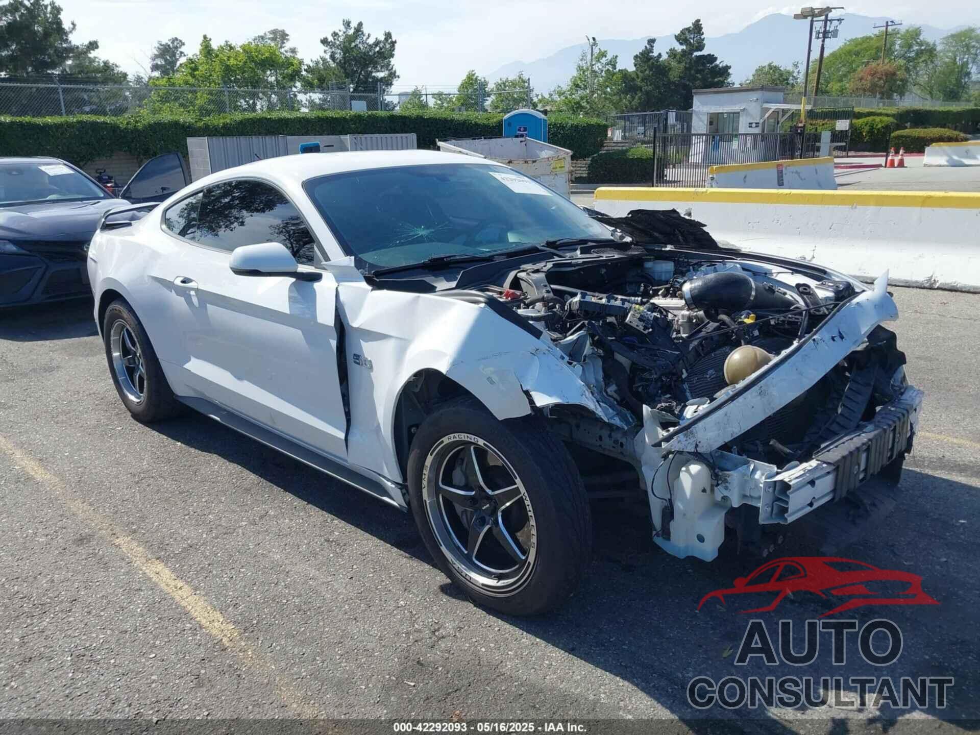 FORD MUSTANG 2020 - 1FA6P8CF0L5136422