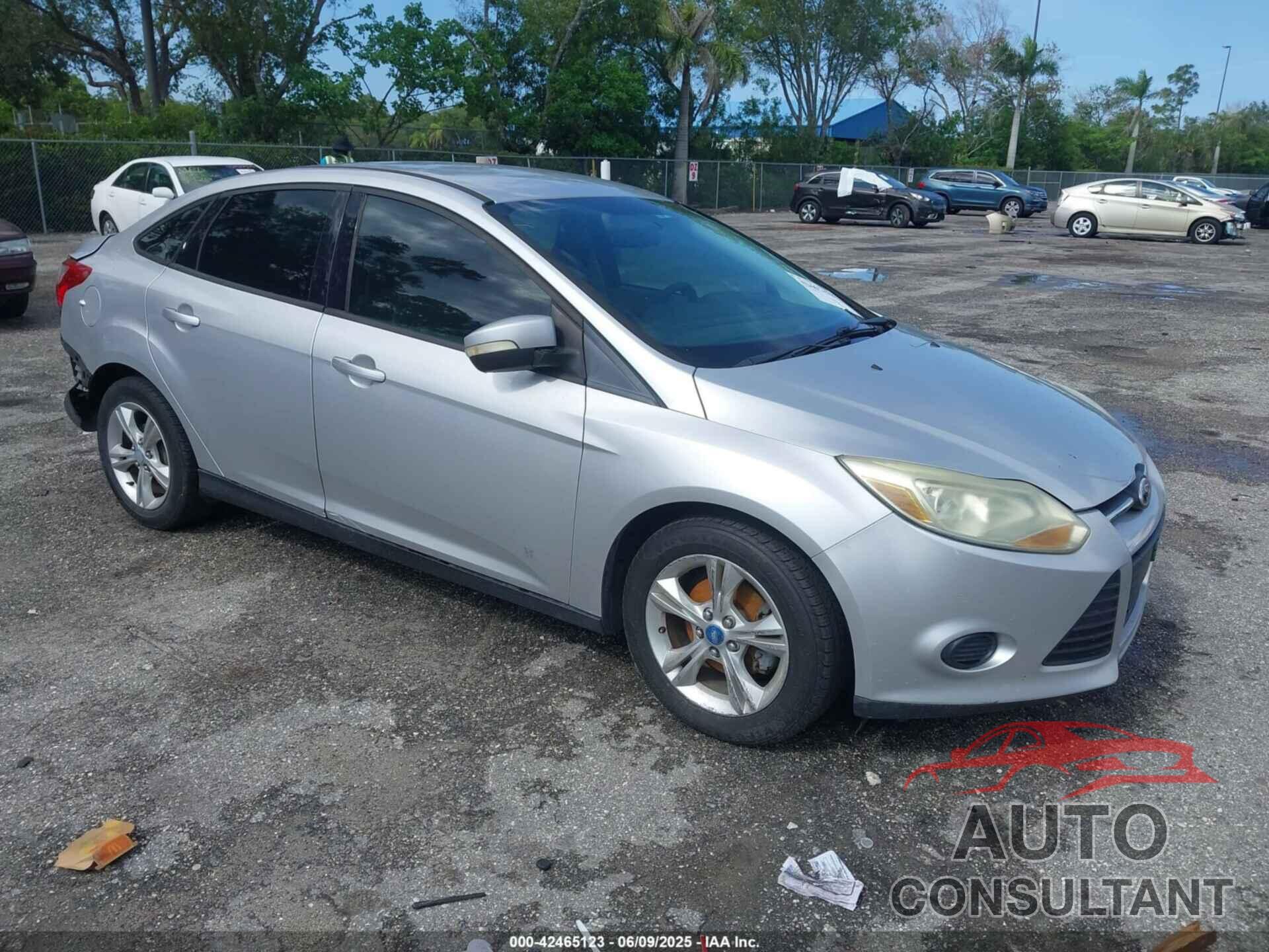 FORD FOCUS 2013 - 1FADP3F28DL217636