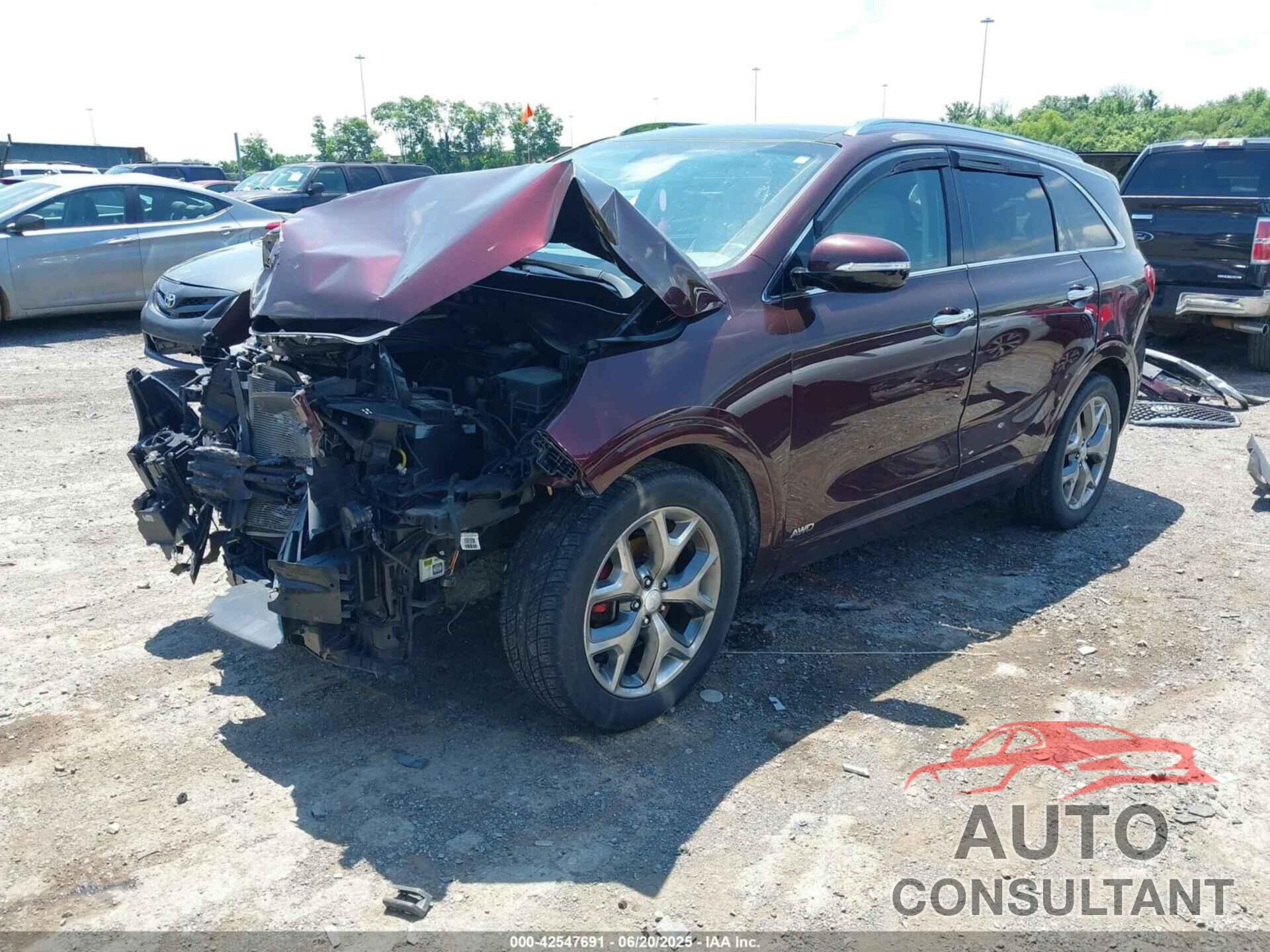 KIA SORENTO 2017 - 5XYPKDA54HG311401
