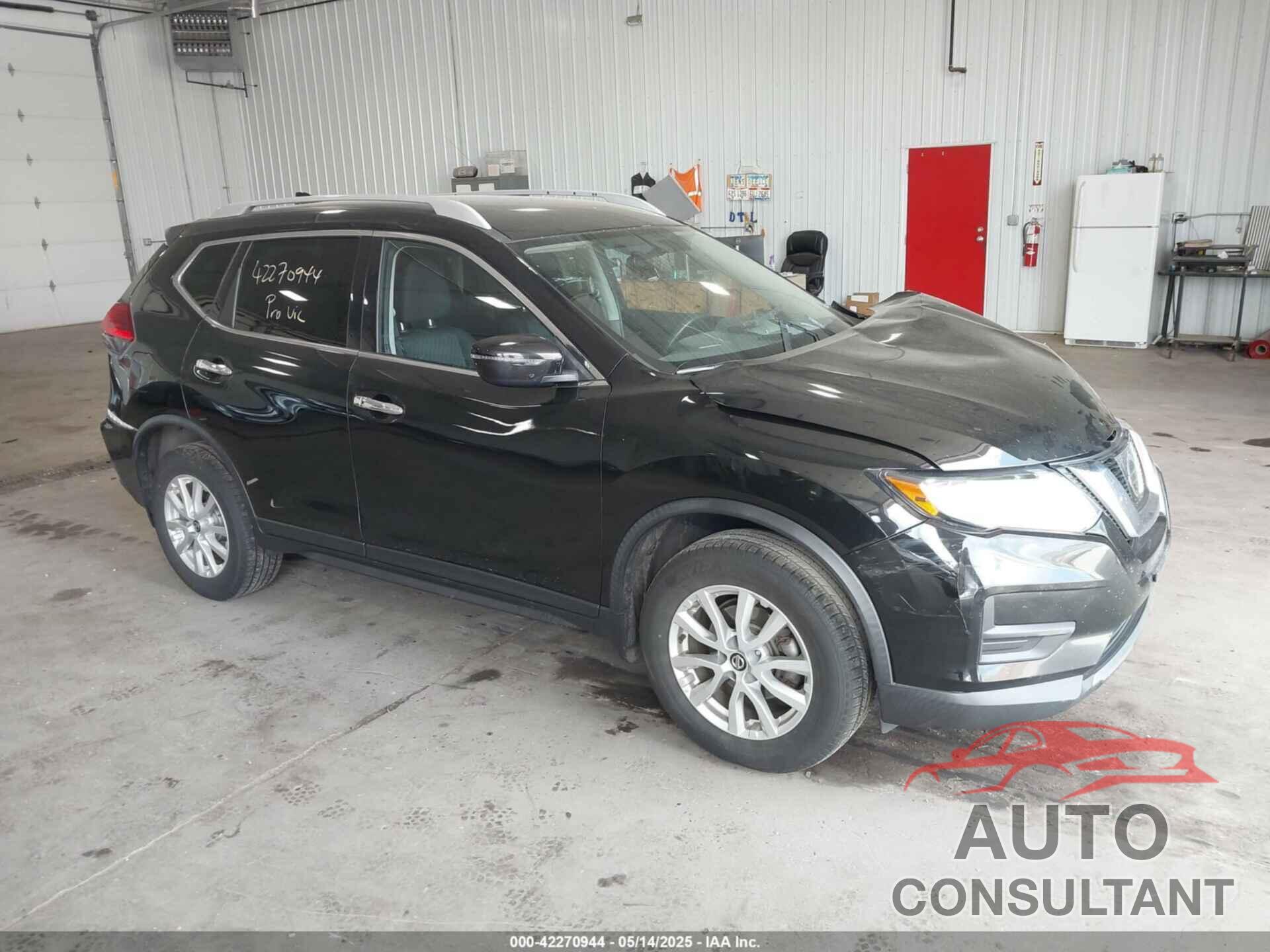 NISSAN ROGUE 2017 - KNMAT2MV7HP593789