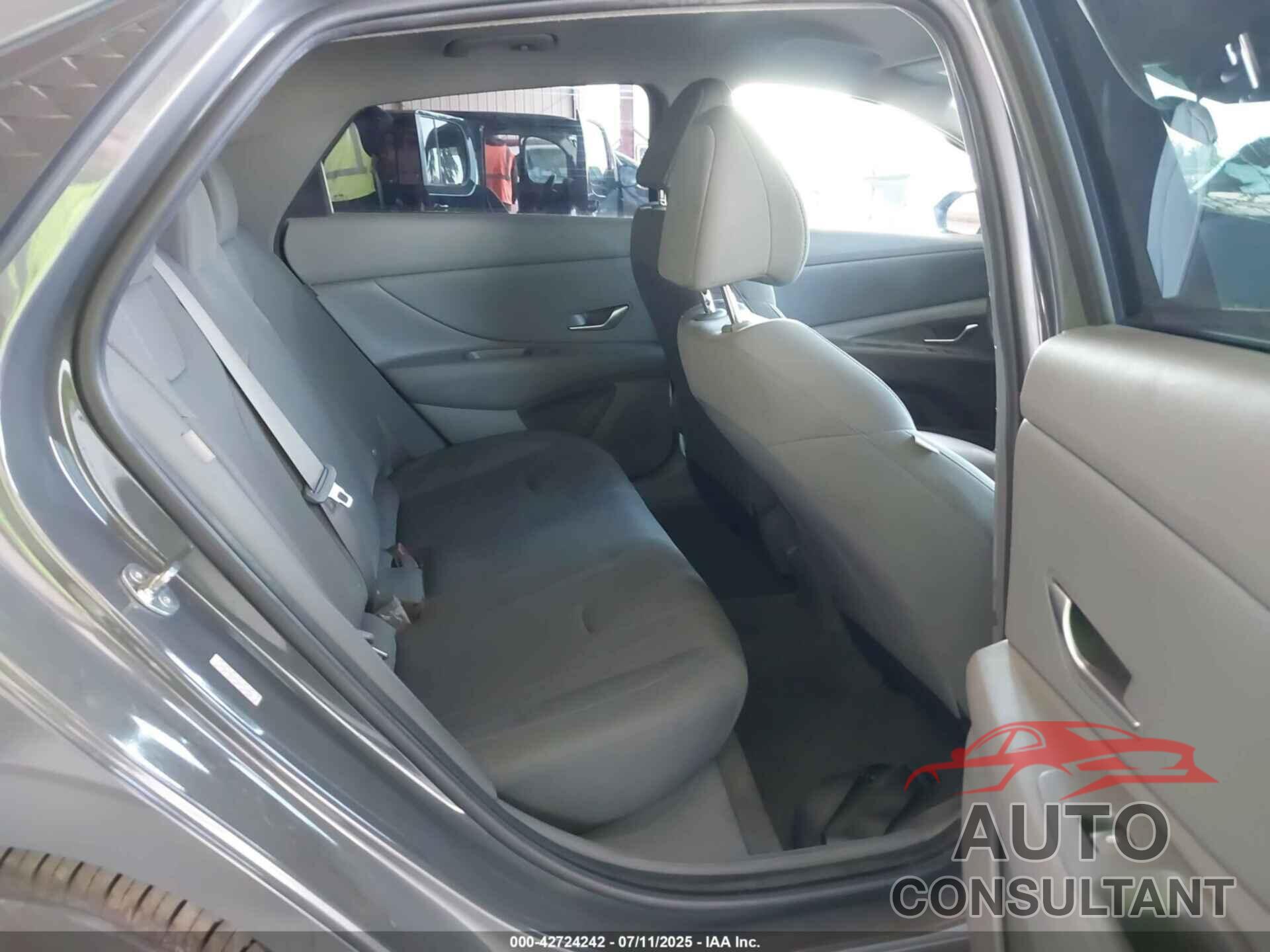 HYUNDAI ELANTRA 2024 - KMHLL4DGXRU817996