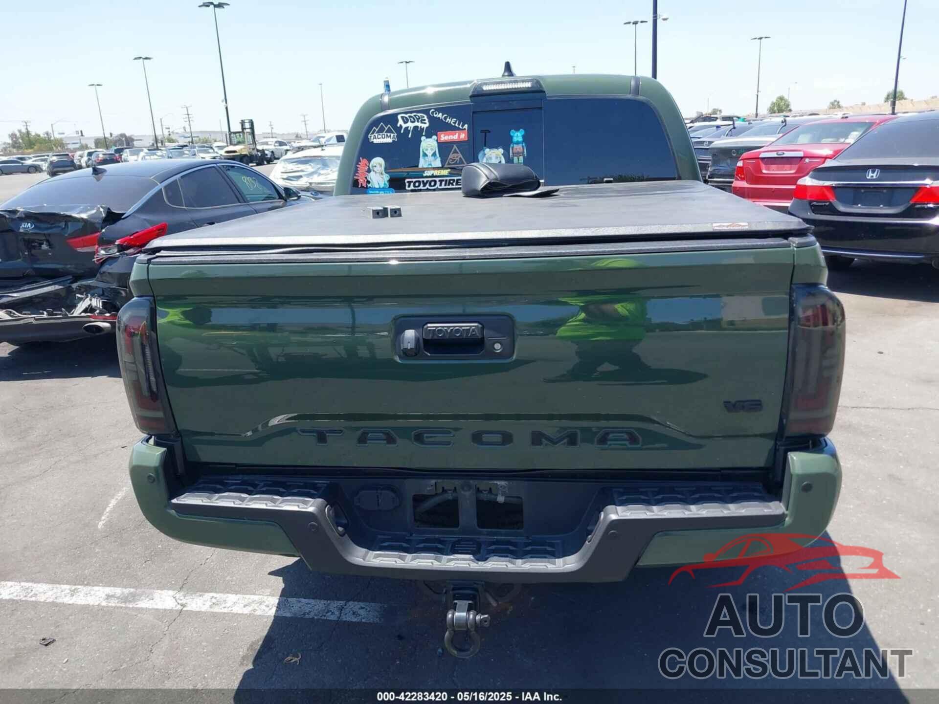TOYOTA TACOMA 2022 - 3TMAZ5CN6NM174335