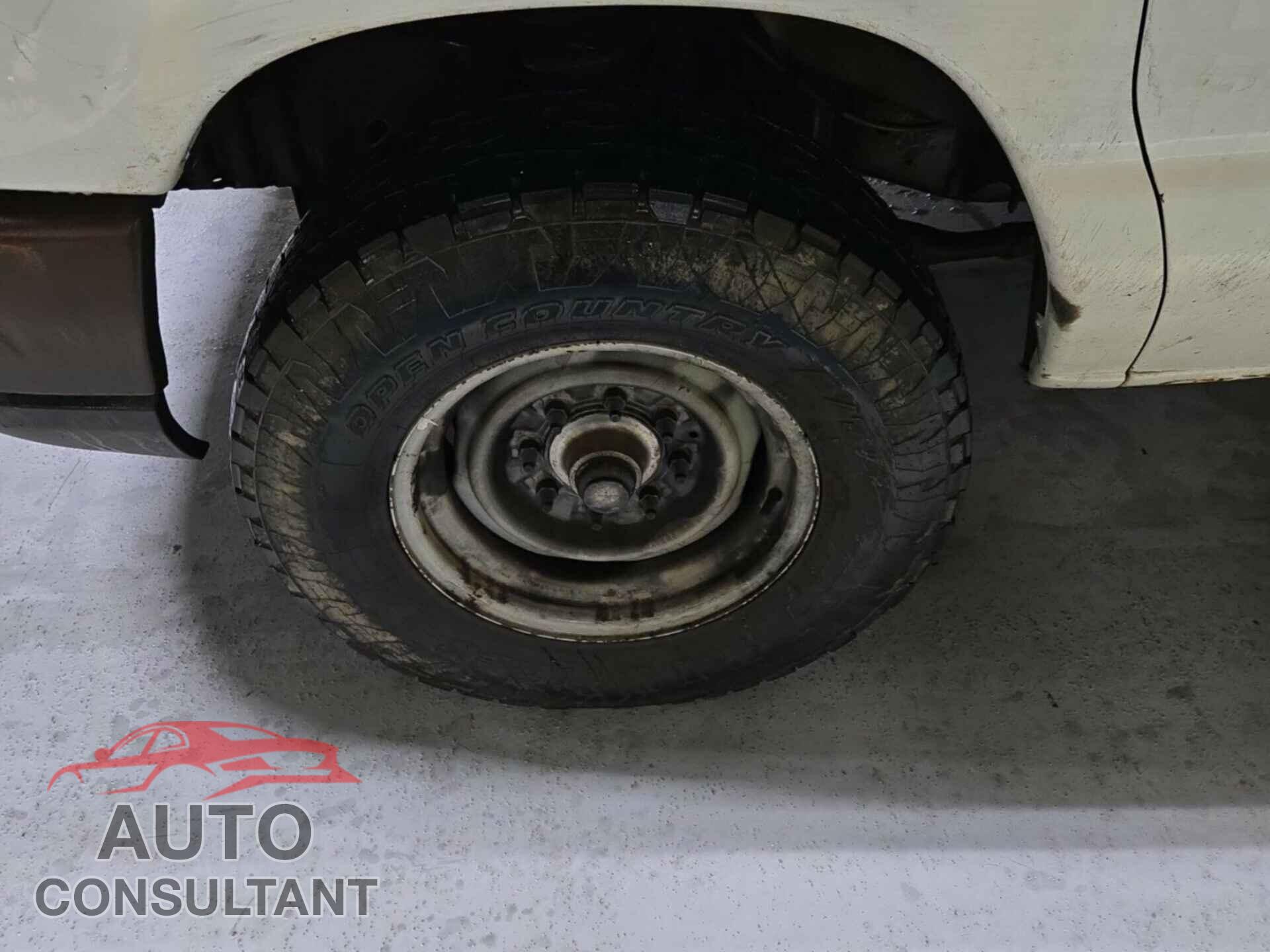 FORD ECONOLINE 2010 - 1FTNE2EL3ADA10330