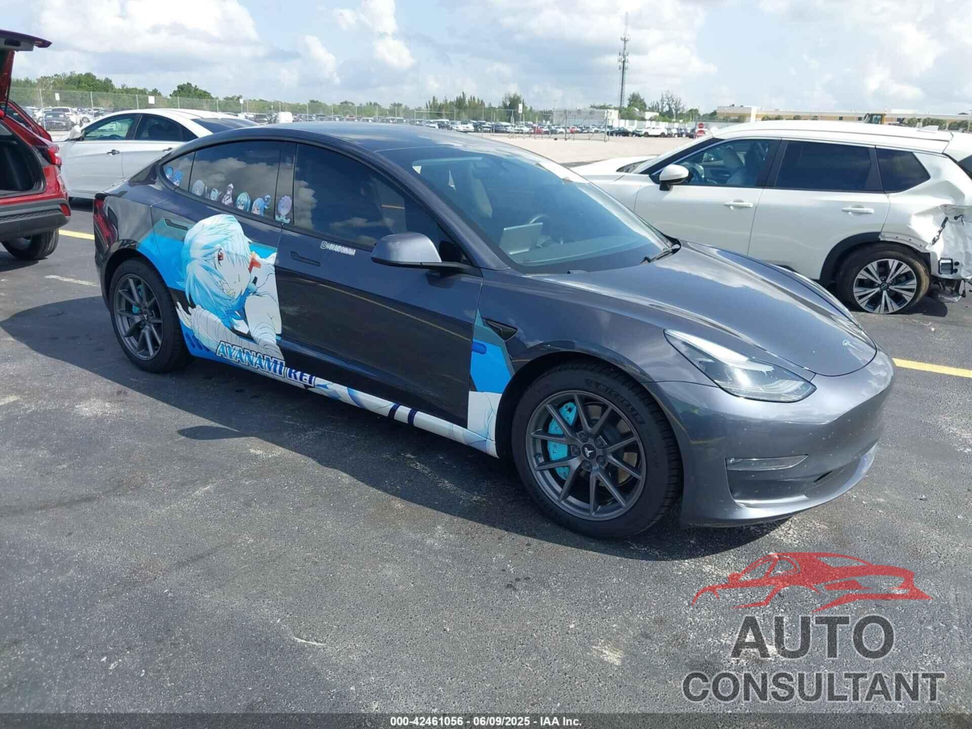 TESLA MODEL 3 2022 - 5YJ3E1EB1NF176739