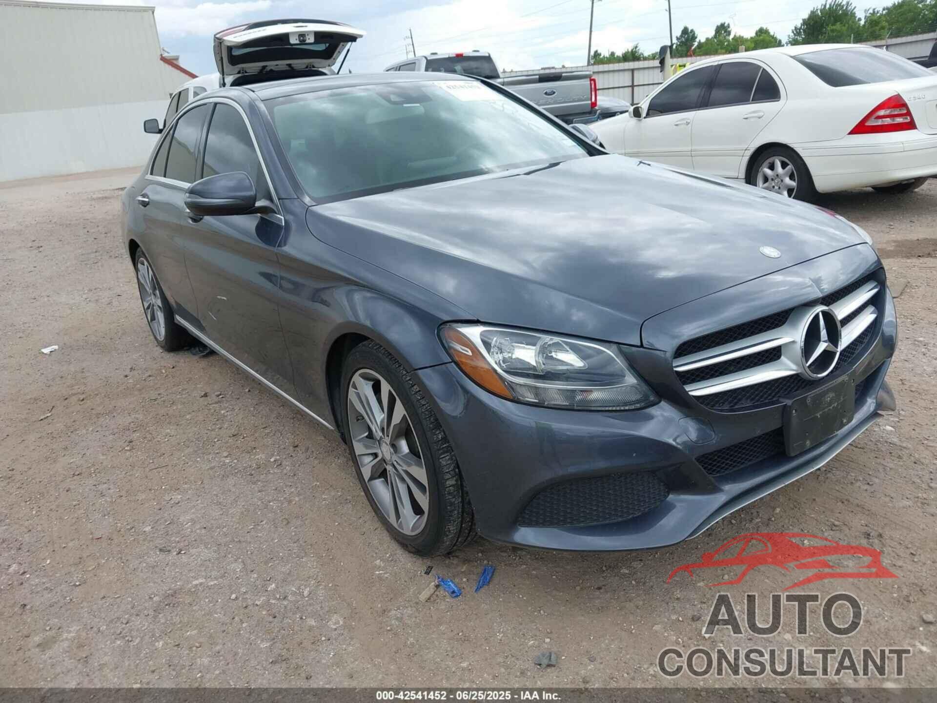 MERCEDES-BENZ C 300 2016 - 55SWF4JB7GU123384