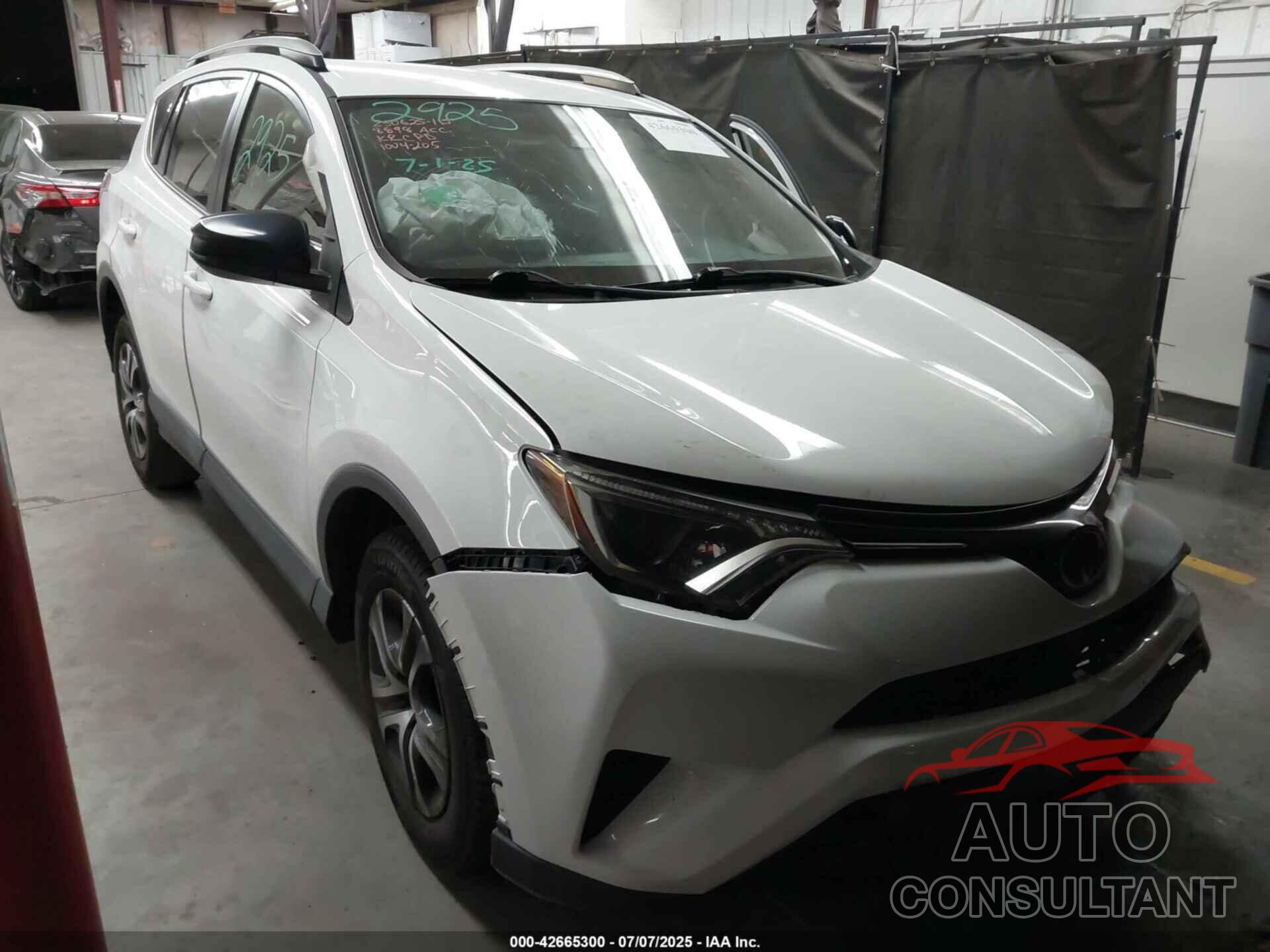 TOYOTA RAV4 2018 - JTMZFREV6JJ198898