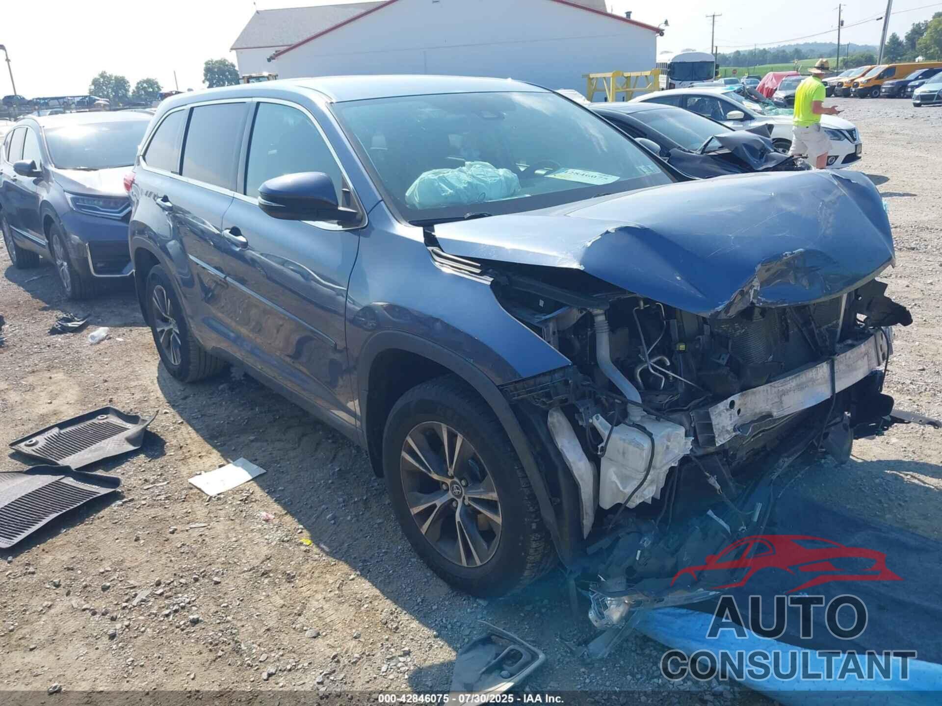 TOYOTA HIGHLANDER 2018 - 5TDBZRFH4JS839924