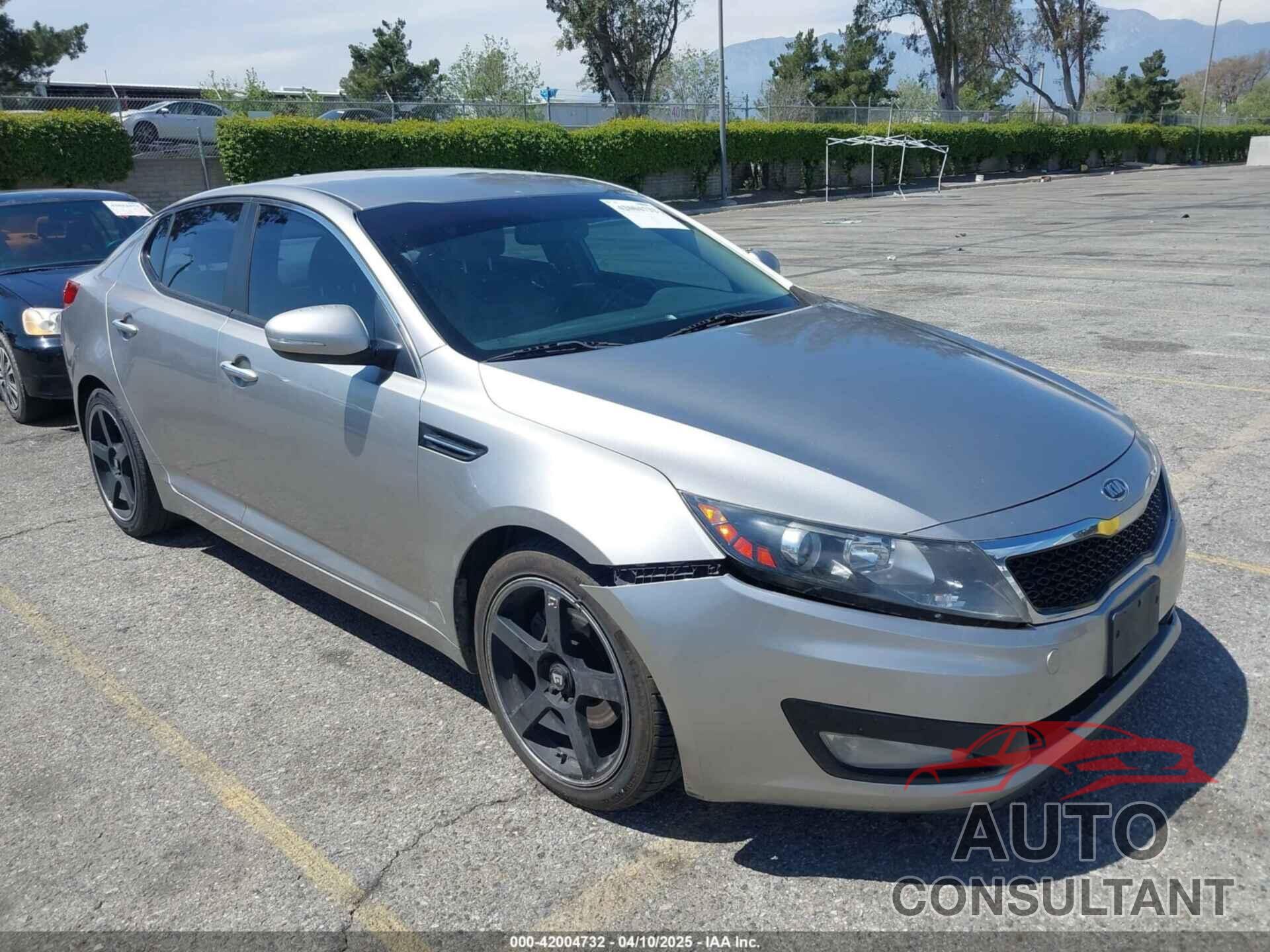 KIA OPTIMA 2011 - KNAGN4A79B5071994