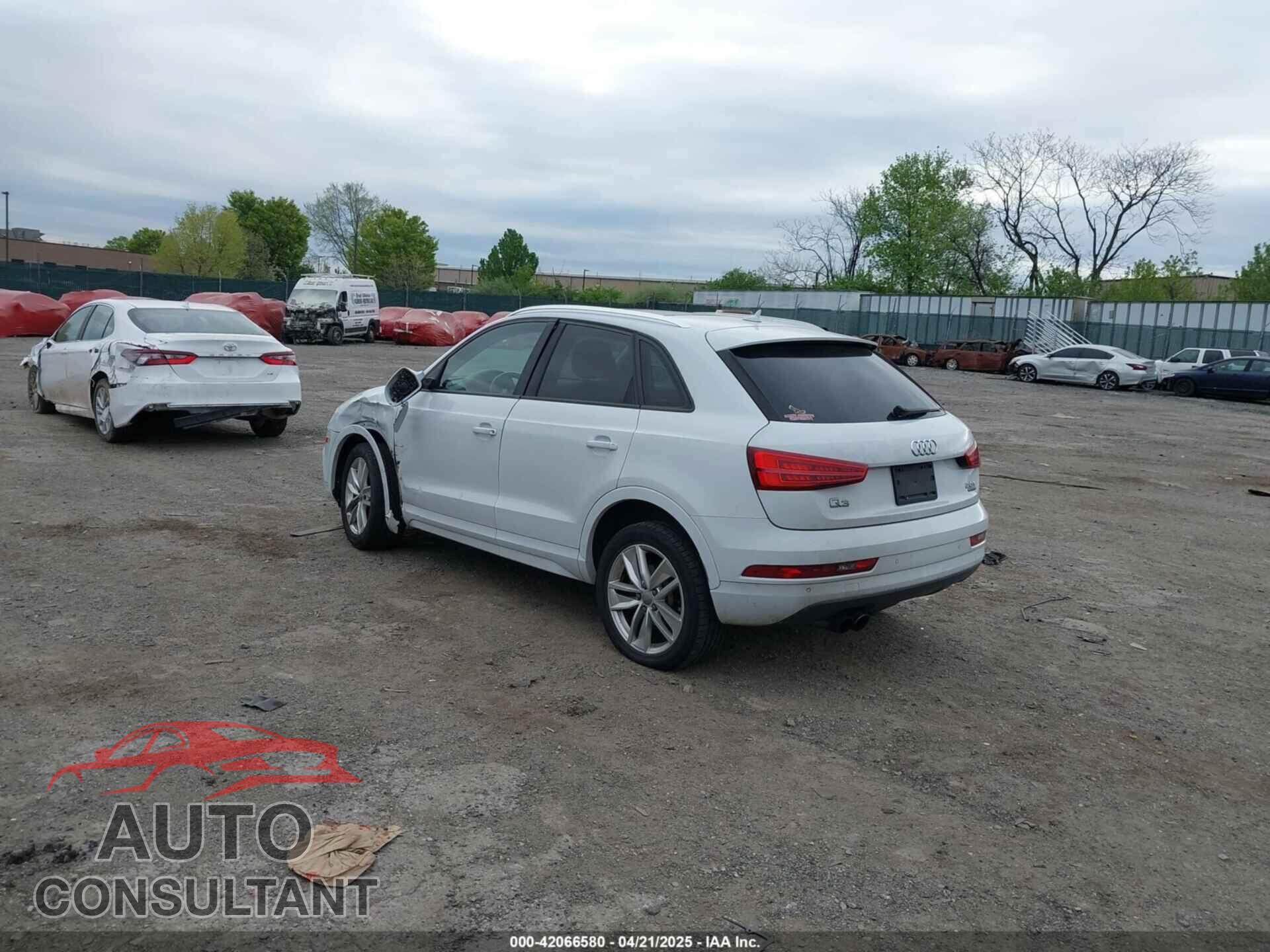 AUDI Q3 2017 - WA1ECCFS7HR007729