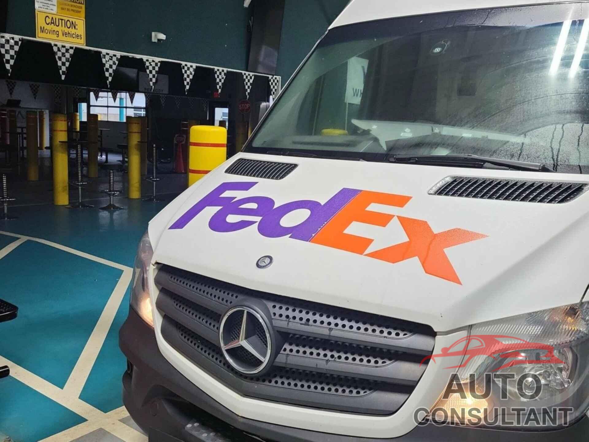 MERCEDES-BENZ SPRINTER 2500 2014 - WD3PE8DE4E5897896