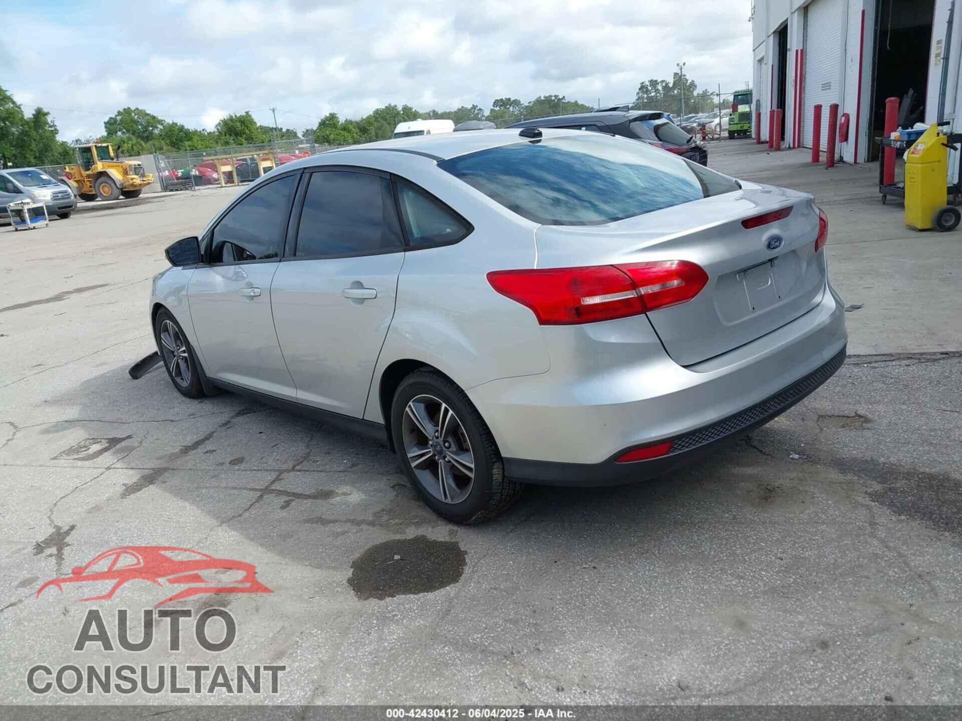 FORD FOCUS 2016 - 1FADP3FE3GL280819