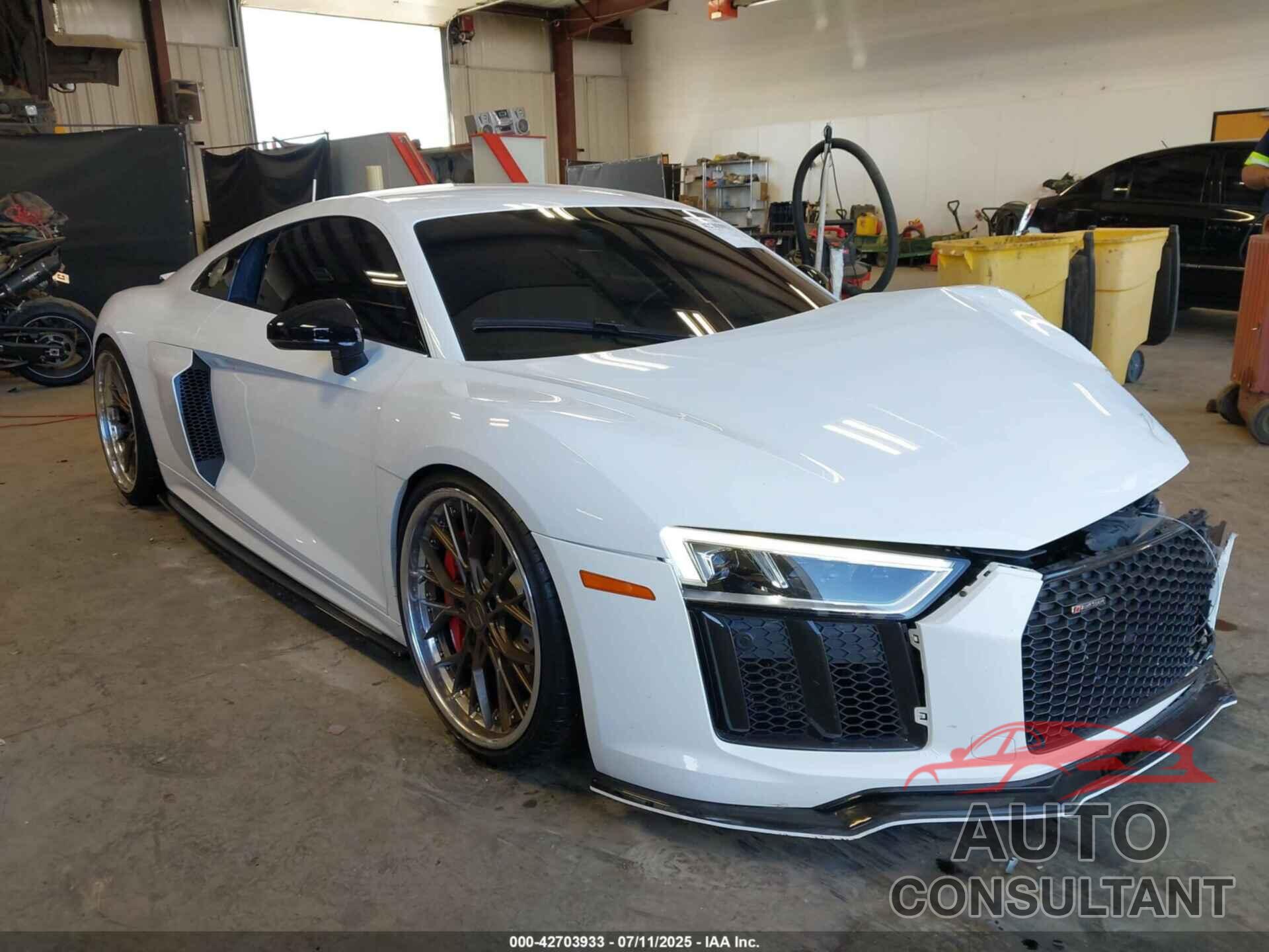AUDI R8 2018 - WUABAAFX1J7901910
