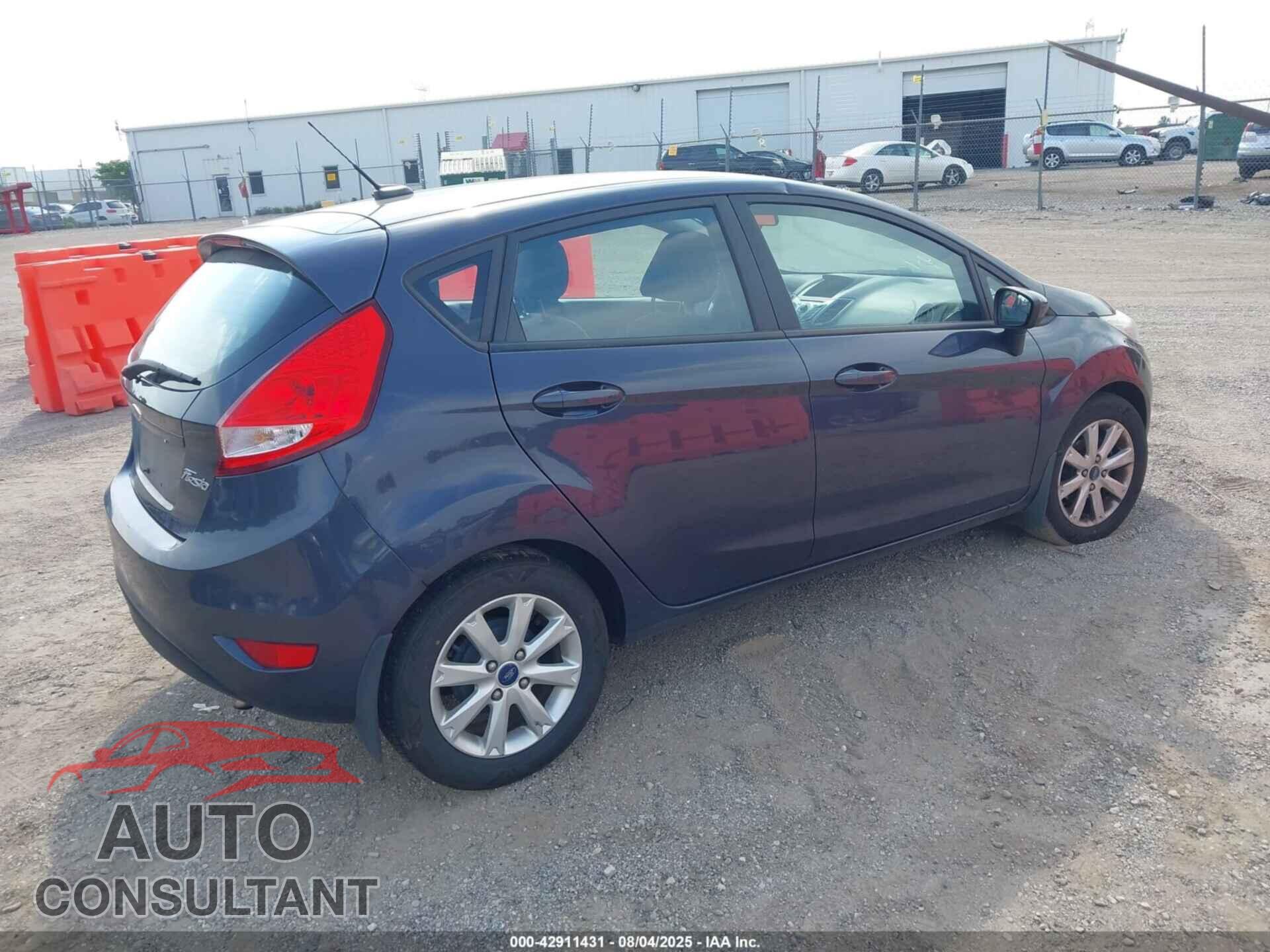 FORD FIESTA 2013 - 3FADP4EJ0DM102641