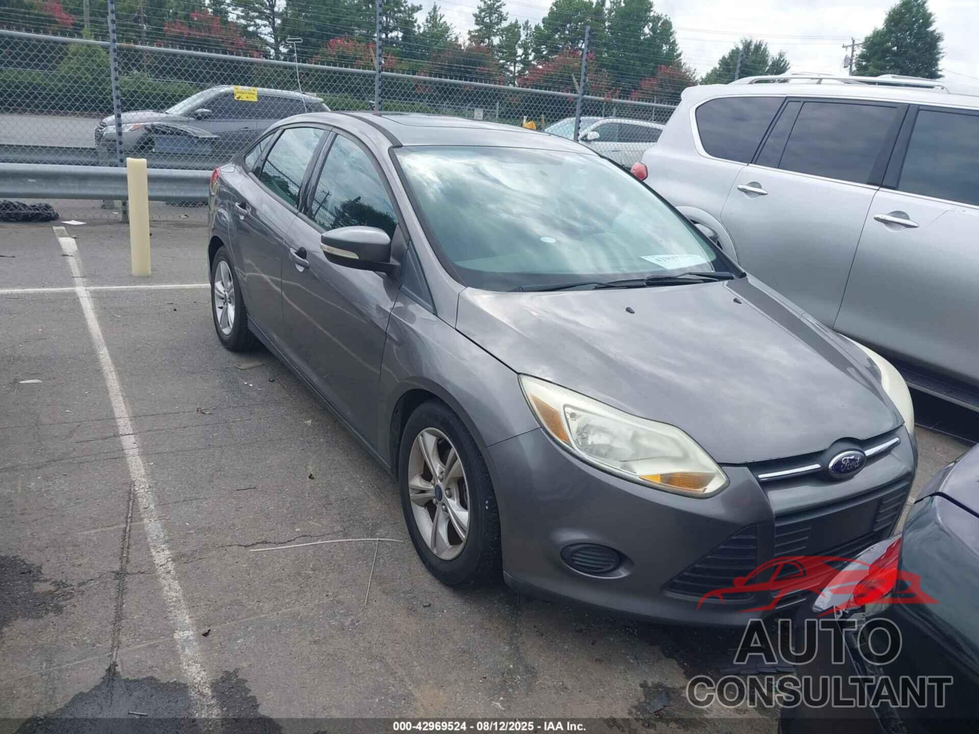 FORD FOCUS 2014 - 1FADP3F22EL345257