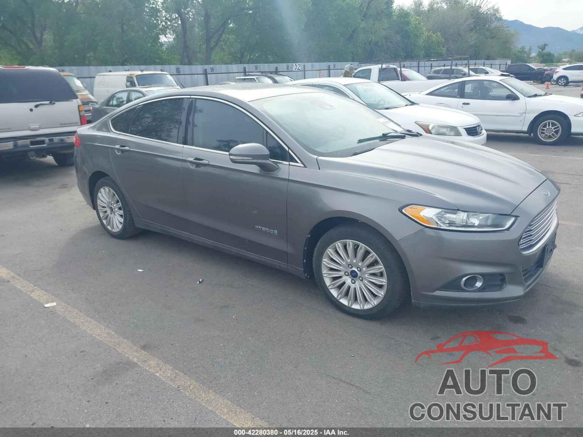 FORD FUSION HYBRID 2013 - 3FA6P0LU1DR184087