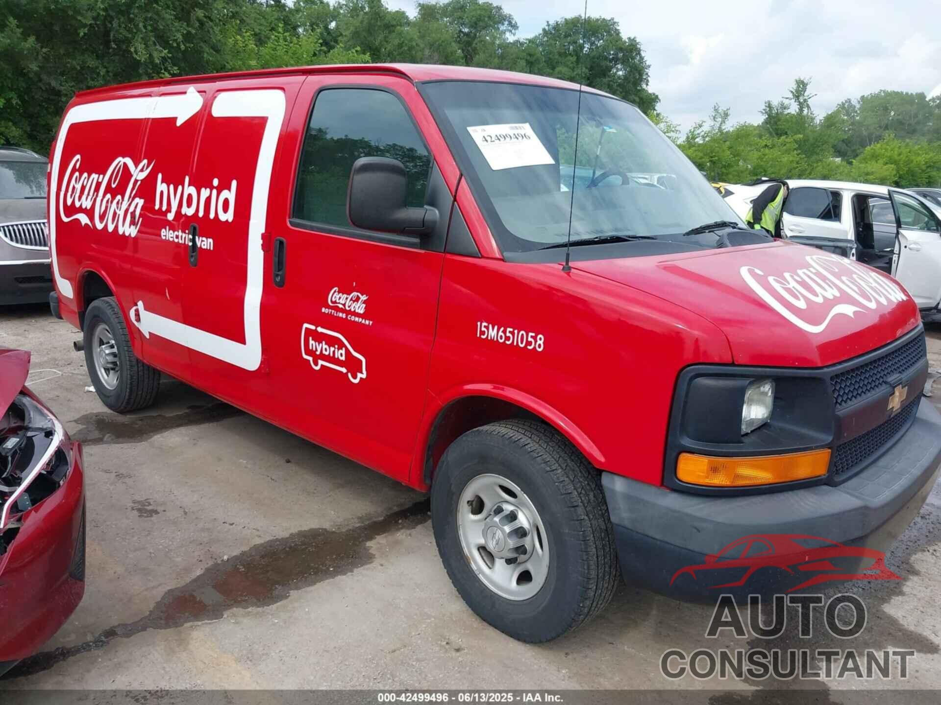 CHEVROLET EXPRESS 3500 2015 - 1GCZGTCF2F1204757