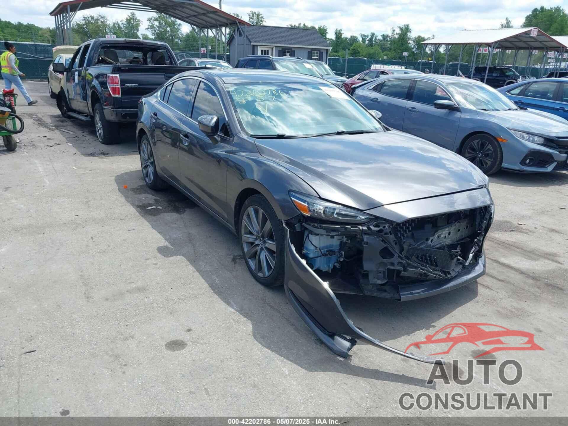 MAZDA MAZDA6 2018 - JM1GL1VM4J1305567