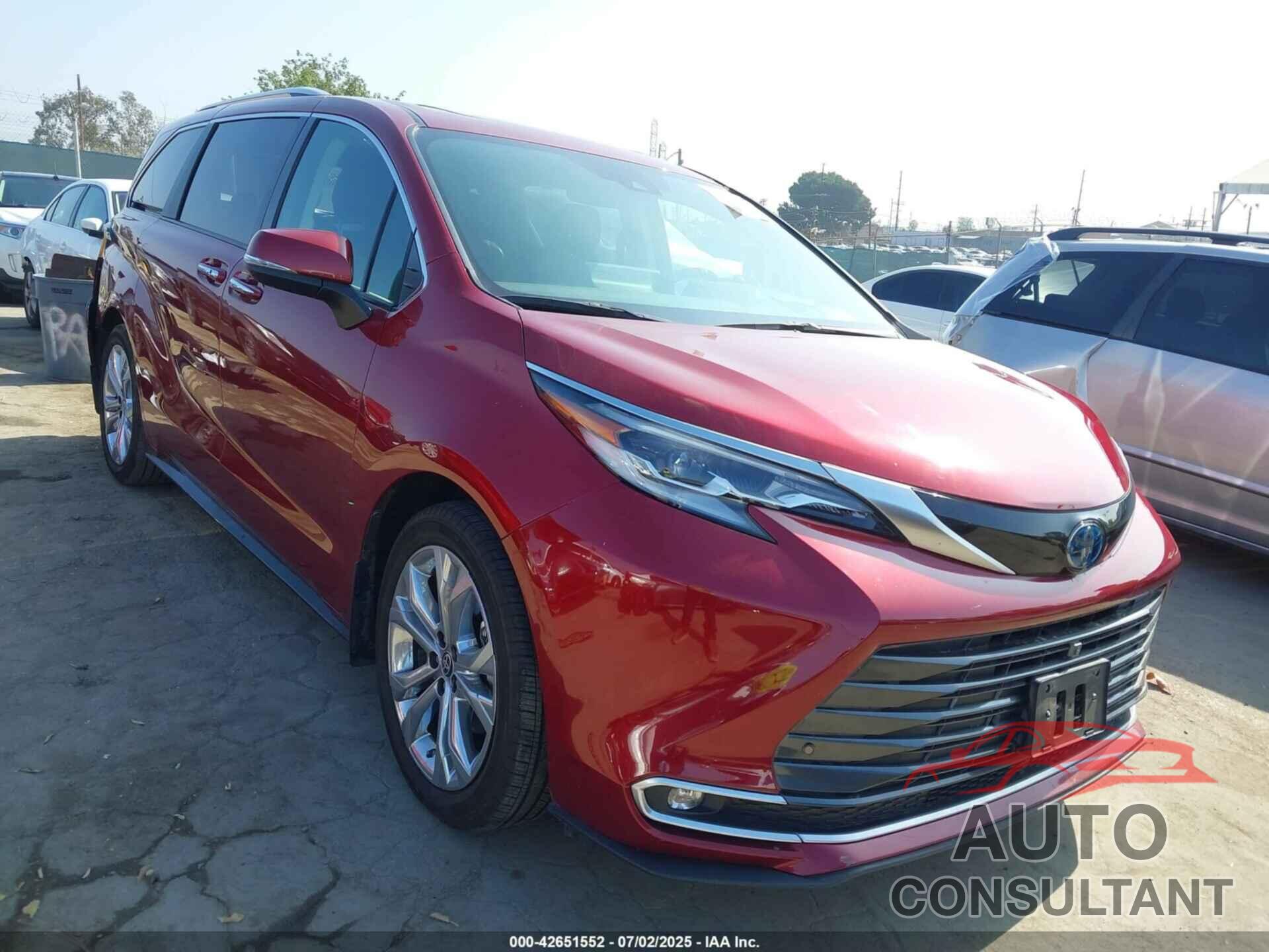 TOYOTA SIENNA 2023 - 5TDERKEC6PS155380