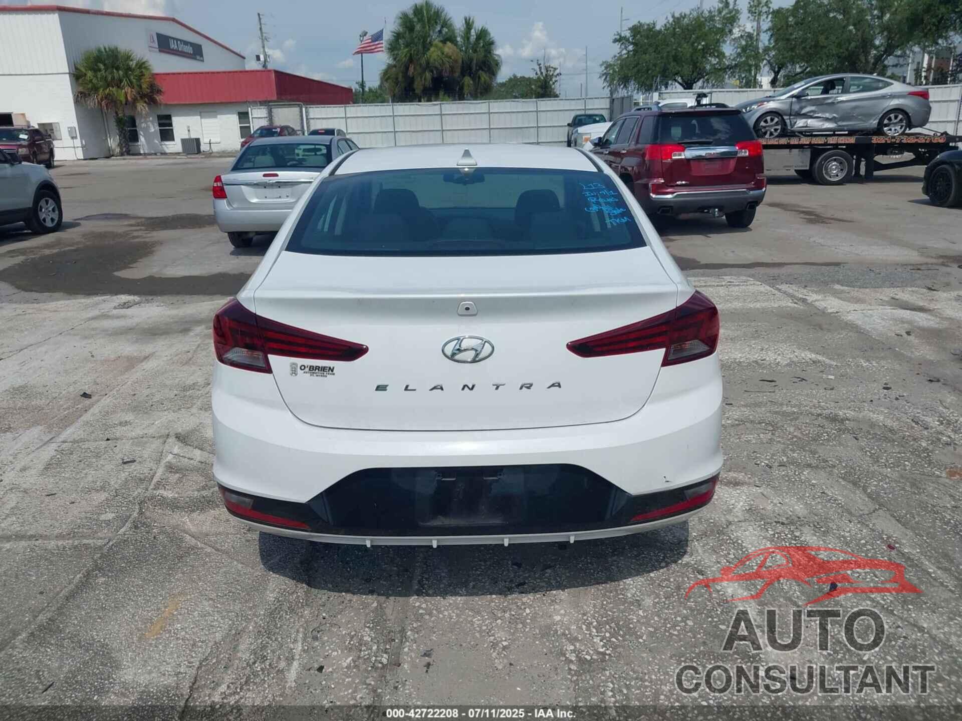 HYUNDAI ELANTRA 2020 - 5NPD84LF7LH554130